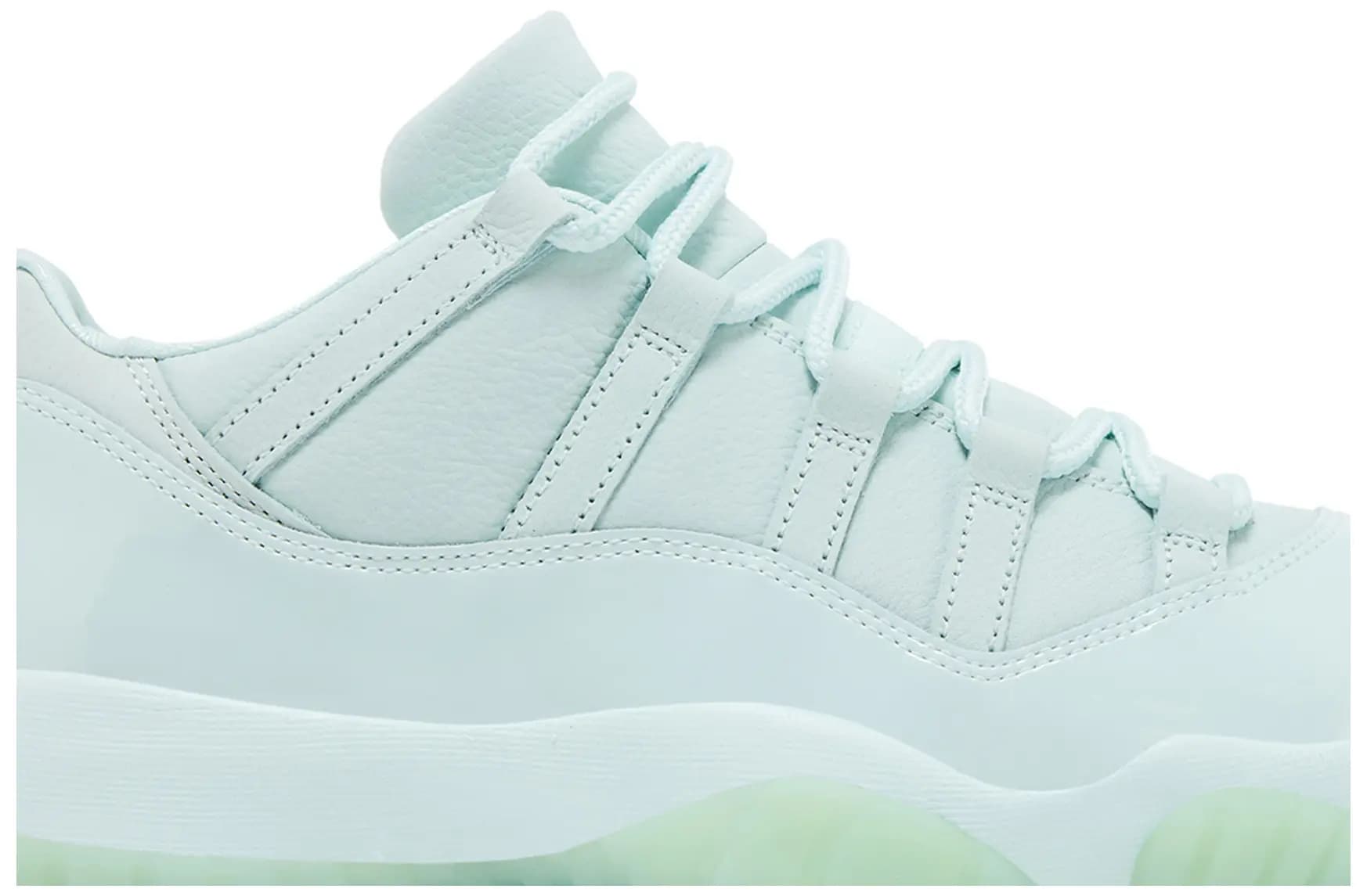 JAIDE x Wmns Air Jordan 11 Low 'Fiberglass' 2