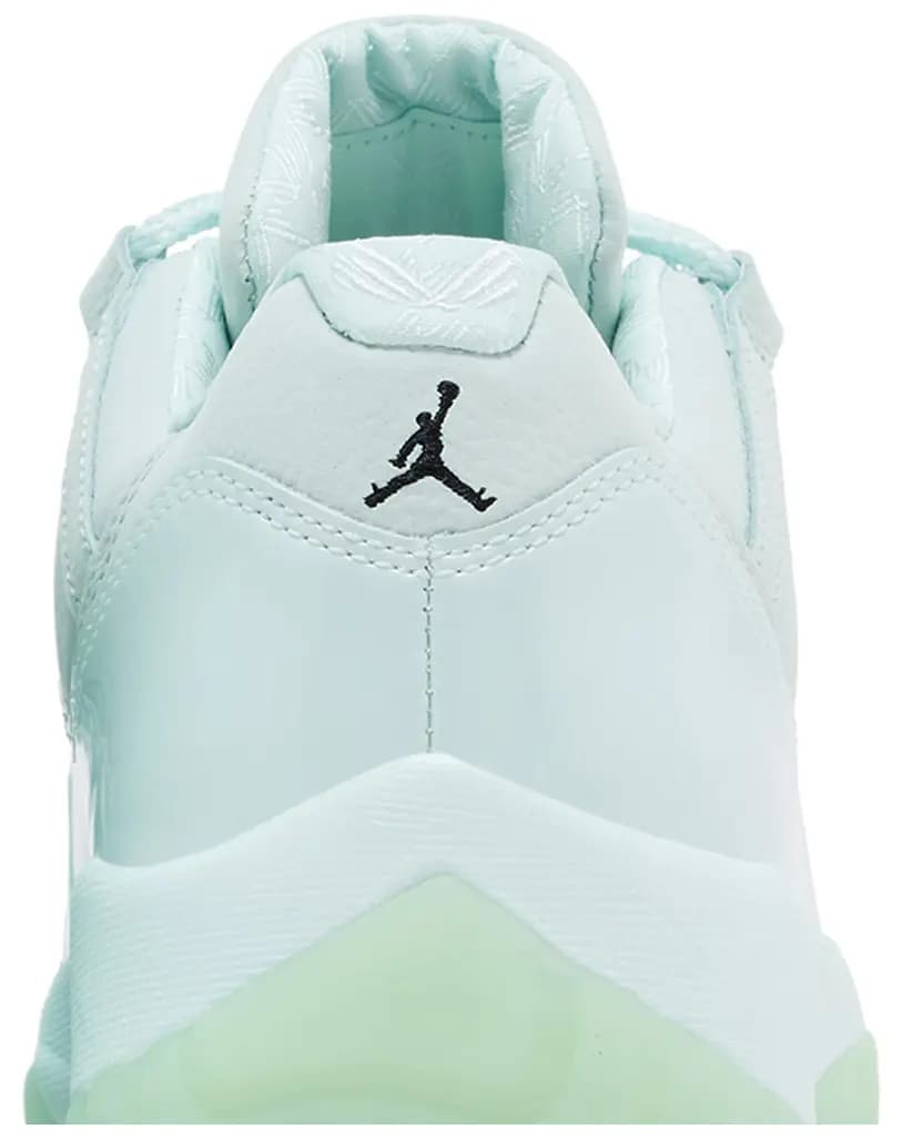 JAIDE x Wmns Air Jordan 11 Low 'Fiberglass' 7