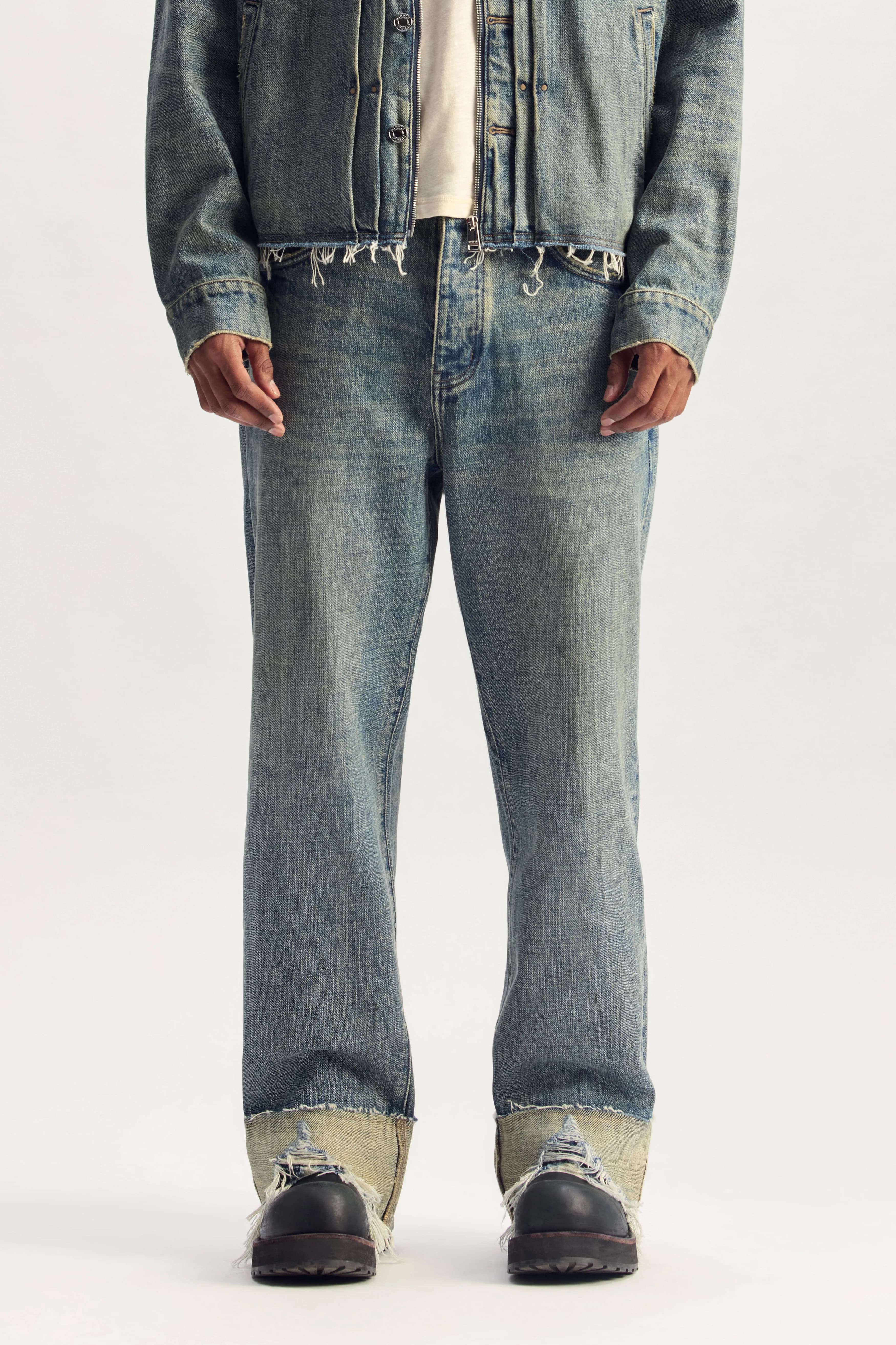 P018 Reflective Selvedge 2