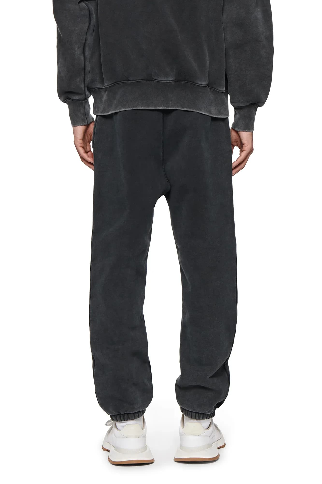 Basic Sweatpant 3