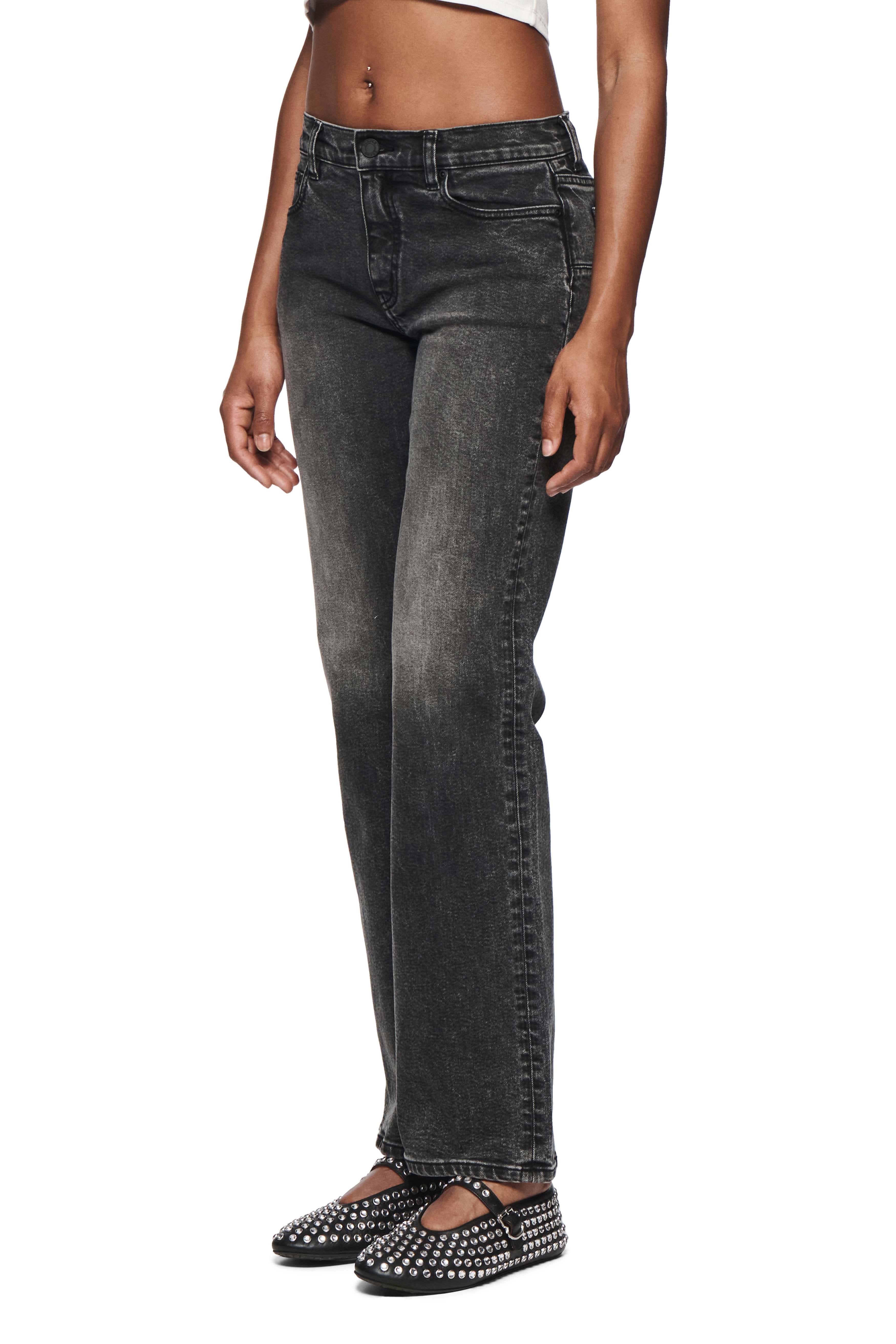 Slim Straight 3