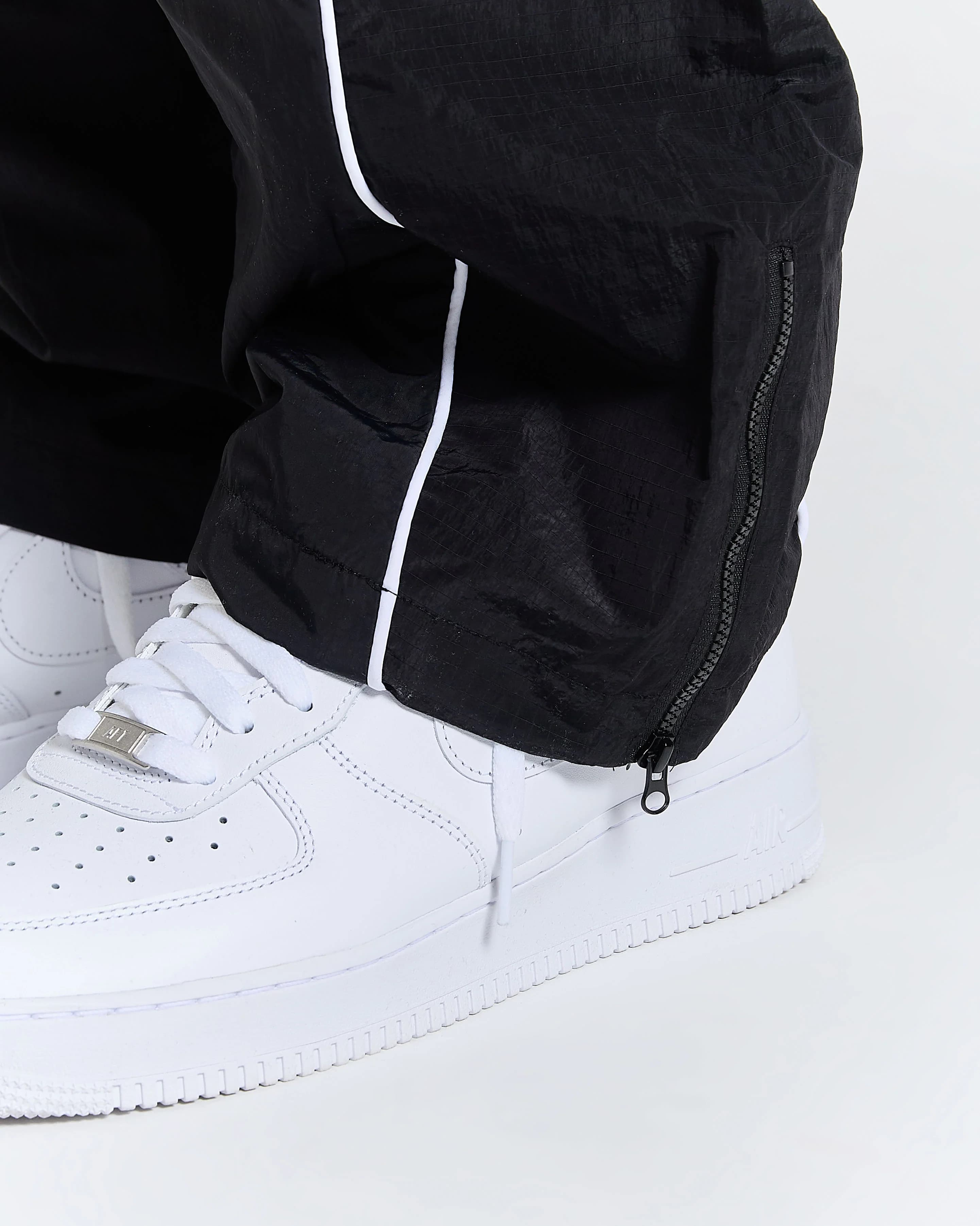 Chaser H Panel Track Pants - Black 8