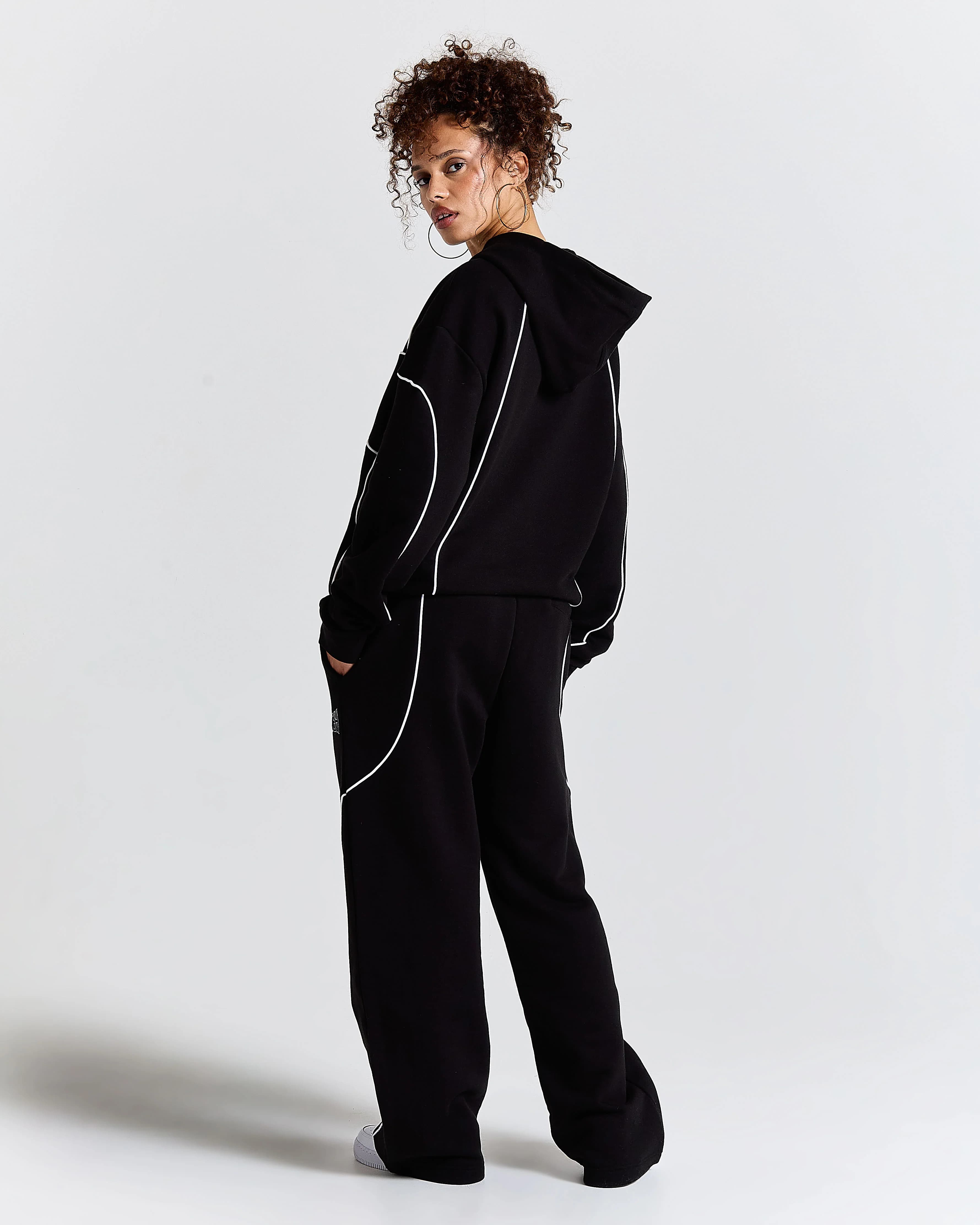 Trace Zip Relaxed Fit Hoodie - Black 14
