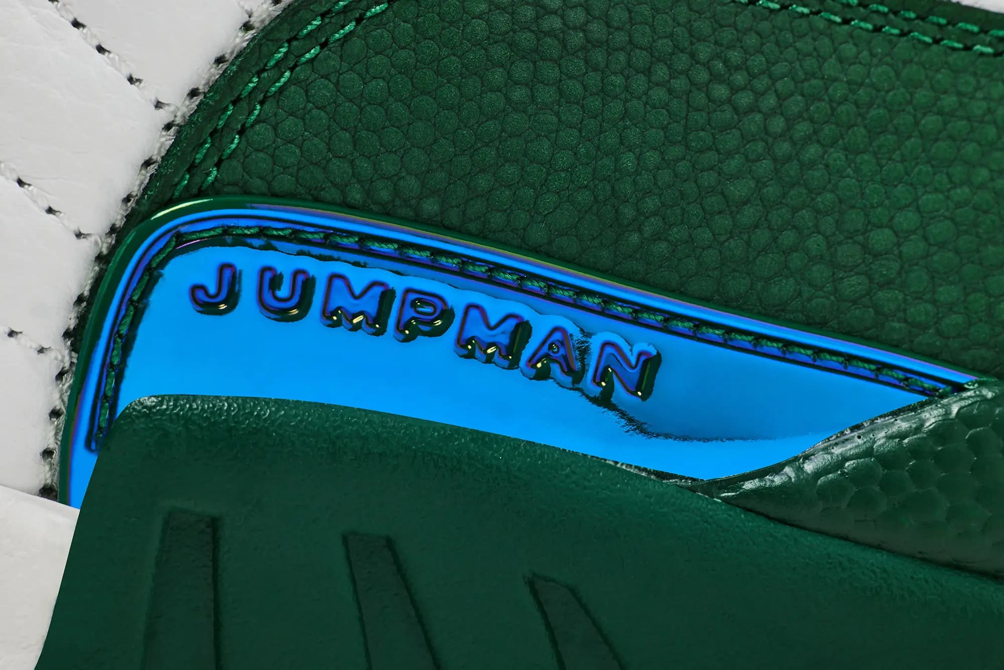 Air Jordan 12 Retro 'Bucks' 10