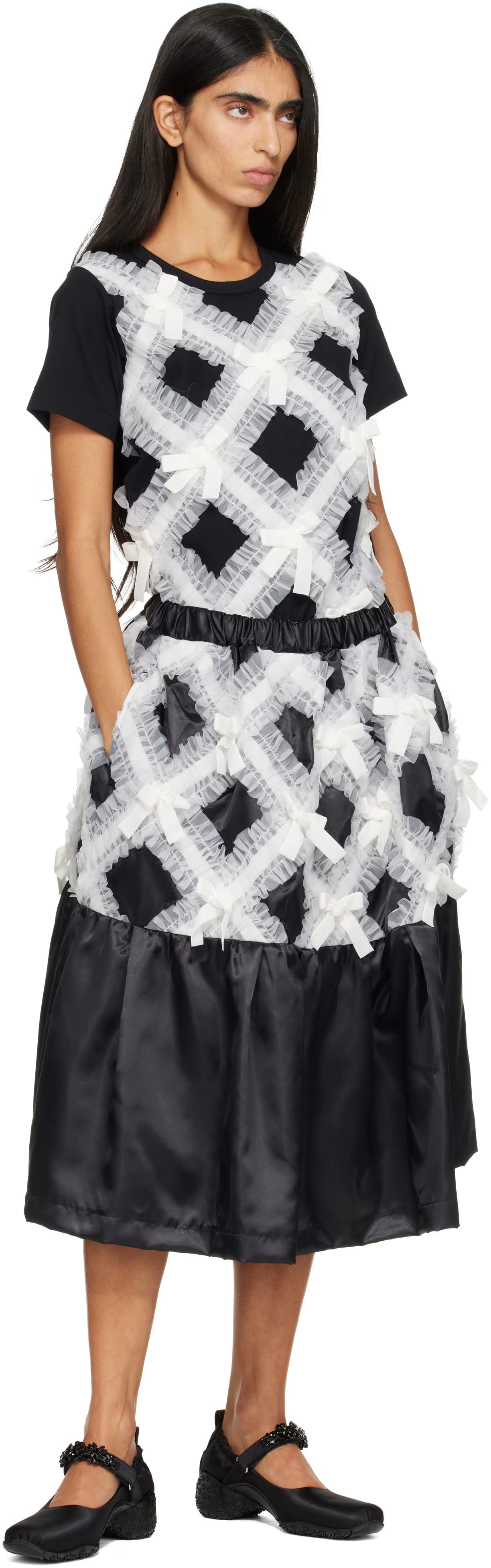 Black & White Gather Tape Decoration T-shirt 4