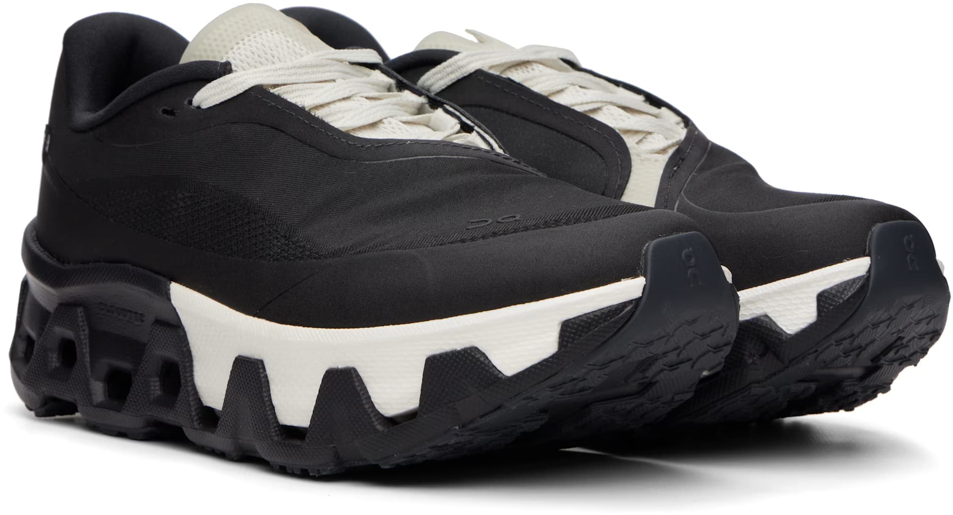 Black On Edition Cloudmonster Hyper Sneakers 4