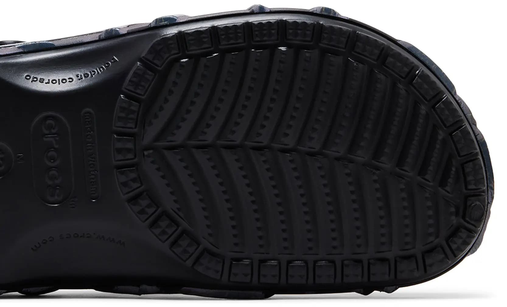 Stranger Things x Crocs Classic Clog 'Black Red' 5