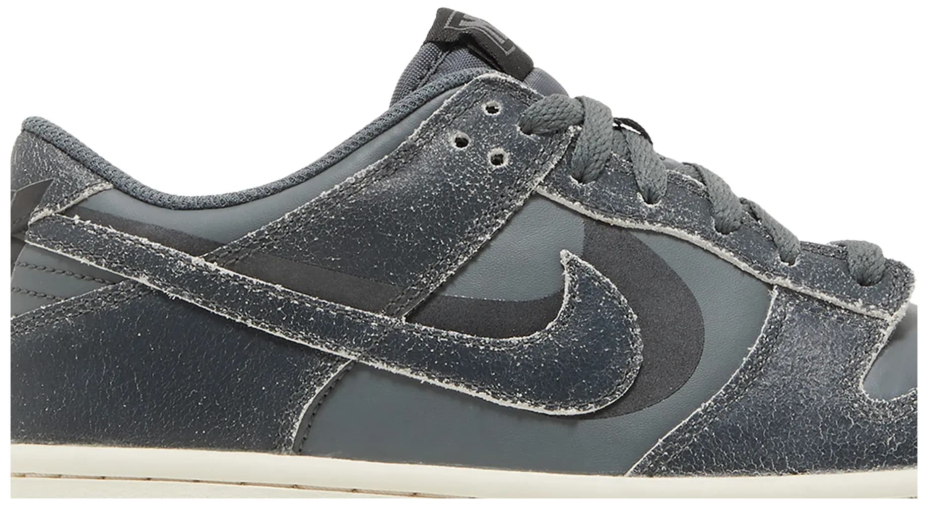 Nike Dunk Low SE GS 'Halloween - Cauldron' 2
