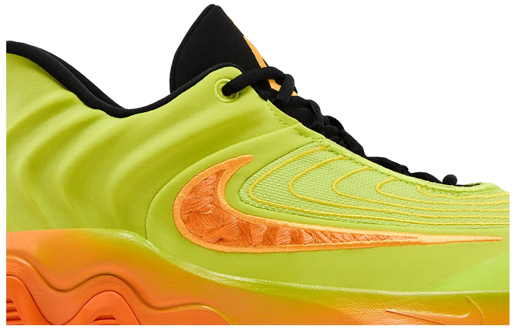Nike Giannis Immortality 4 'Halloween' 2