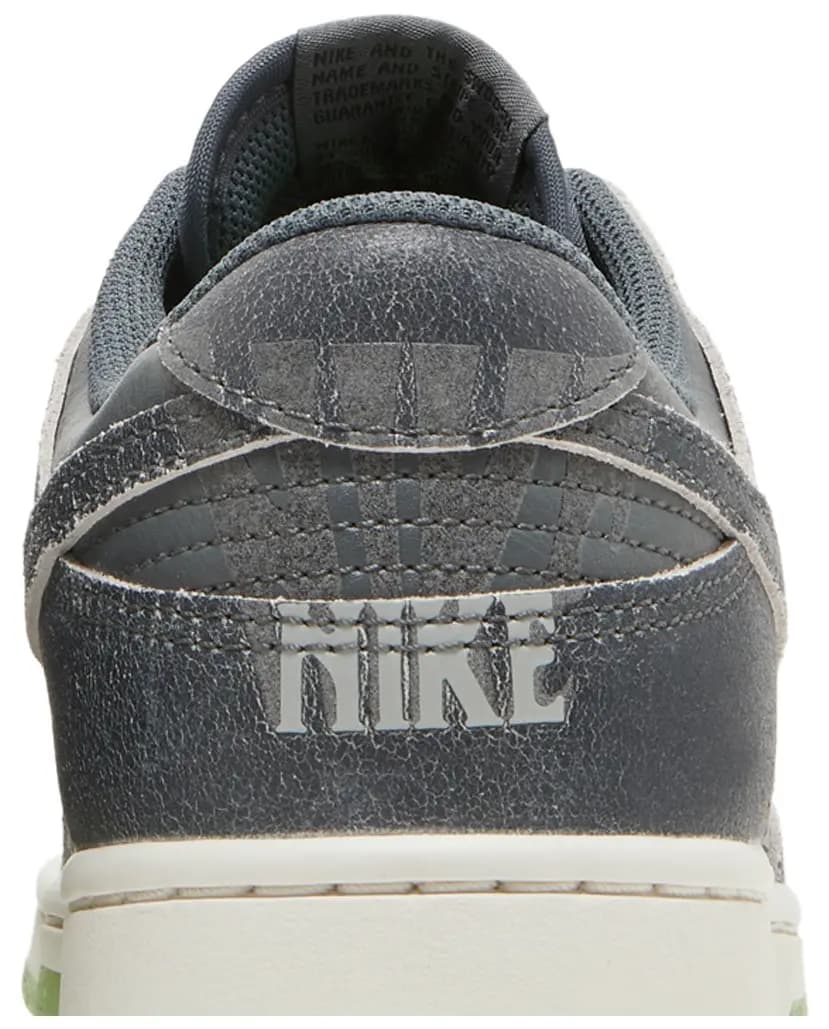 Nike Dunk Low SE 'Halloween - Cauldron' 7