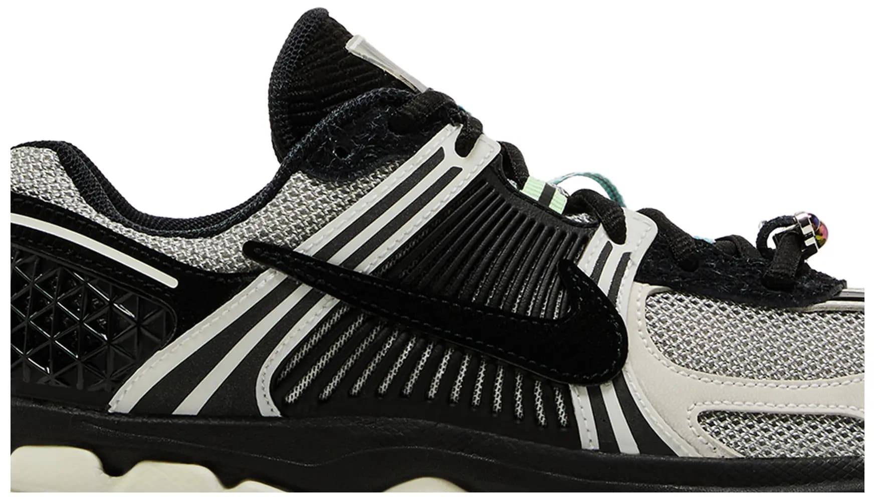Nike Vomero 5 GS 'Halloween - Spider' 2