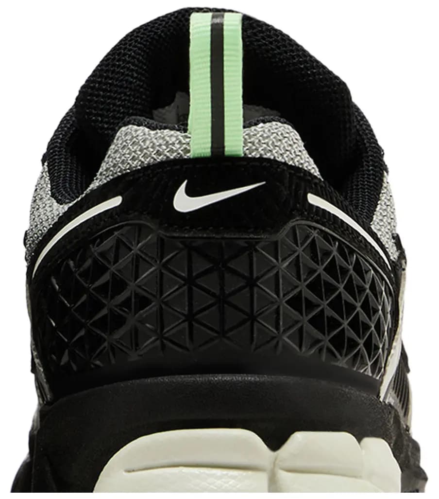 Nike Vomero 5 GS 'Halloween - Spider' 7