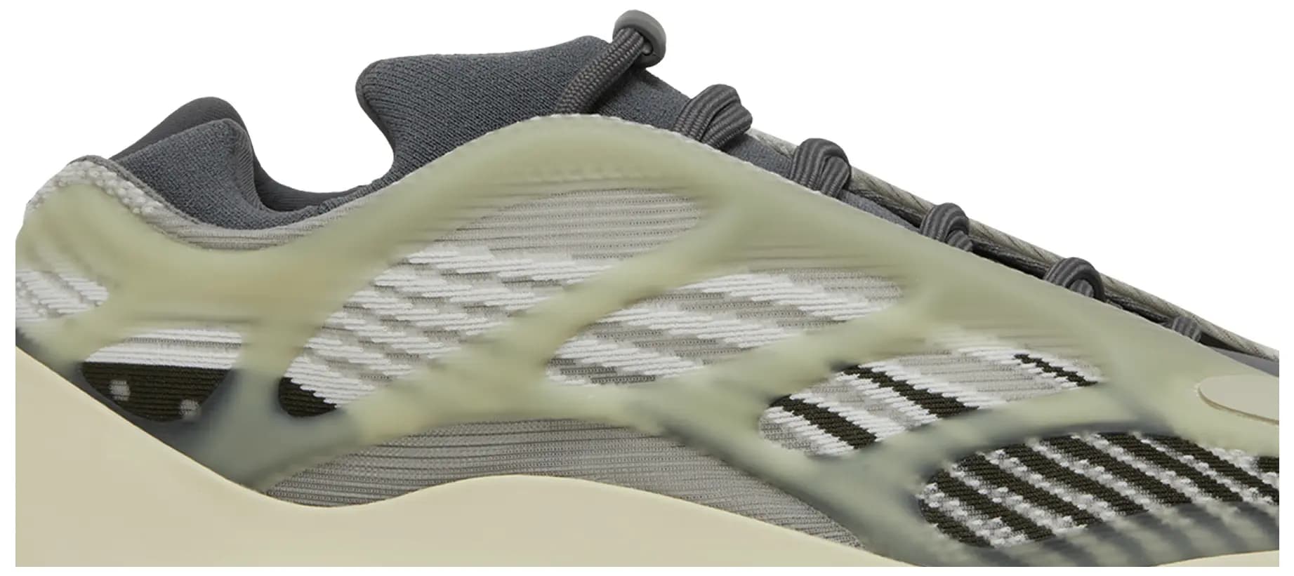 adidas Men's Yeezy 700 V3 'Fade Salt' 2