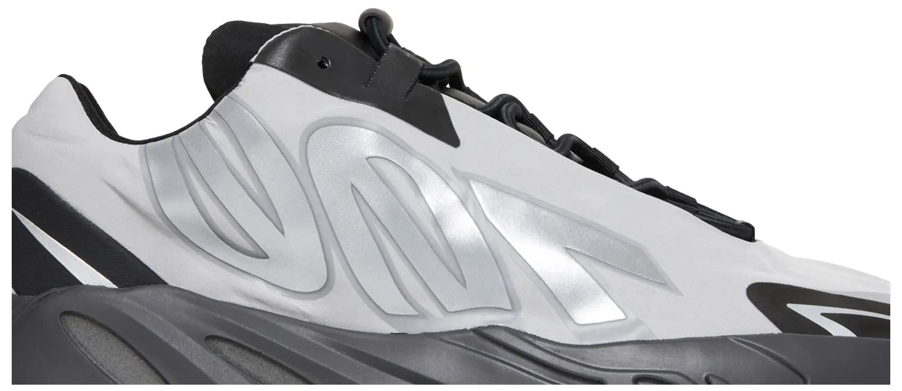 adidas Men's Yeezy Boost 700 MNVN 'Metallic' 2