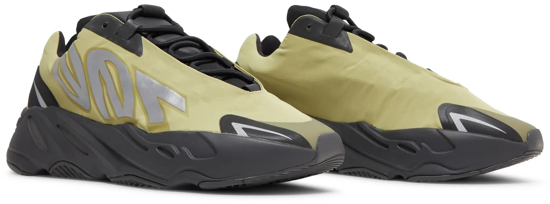 adidas Men's Yeezy Boost 700 MNVN 'Resin' 8