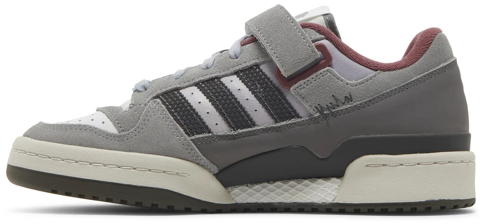 Home Alone 2 x adidas Forum 84 Low 'Pigeon Lady' 3