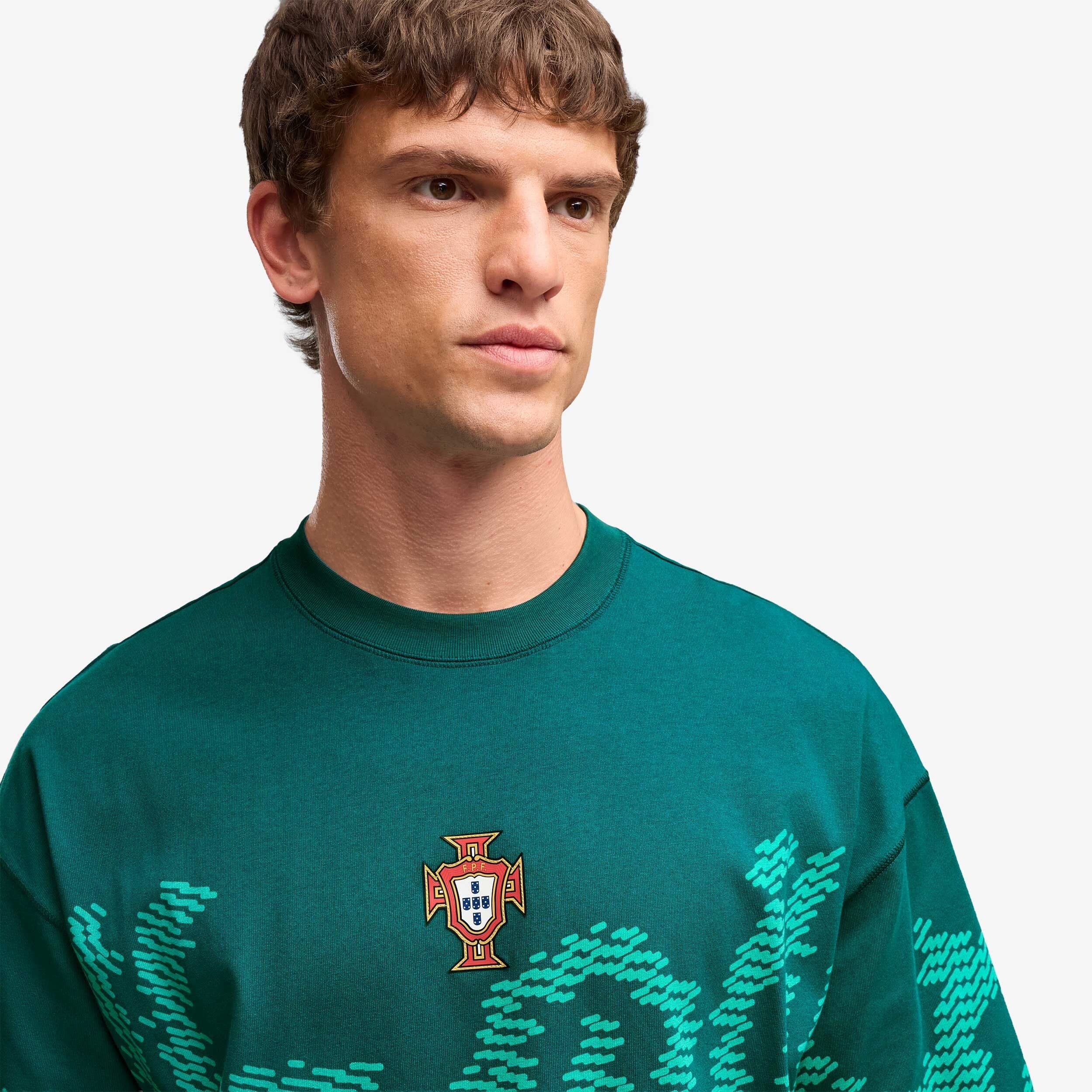 King Oversized Tee x Portugal x Salehe Bembury 5
