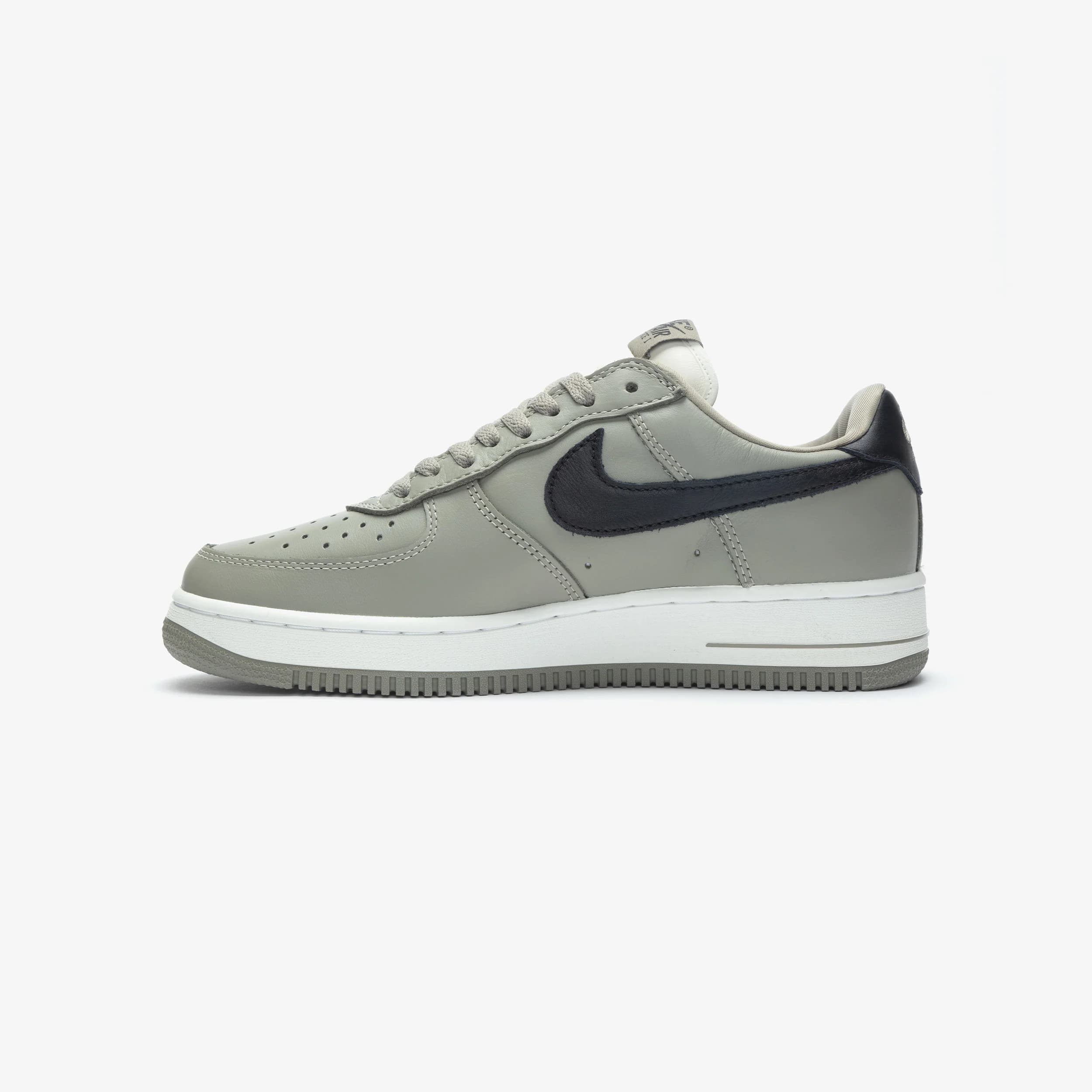 Air Force 1 '01 7