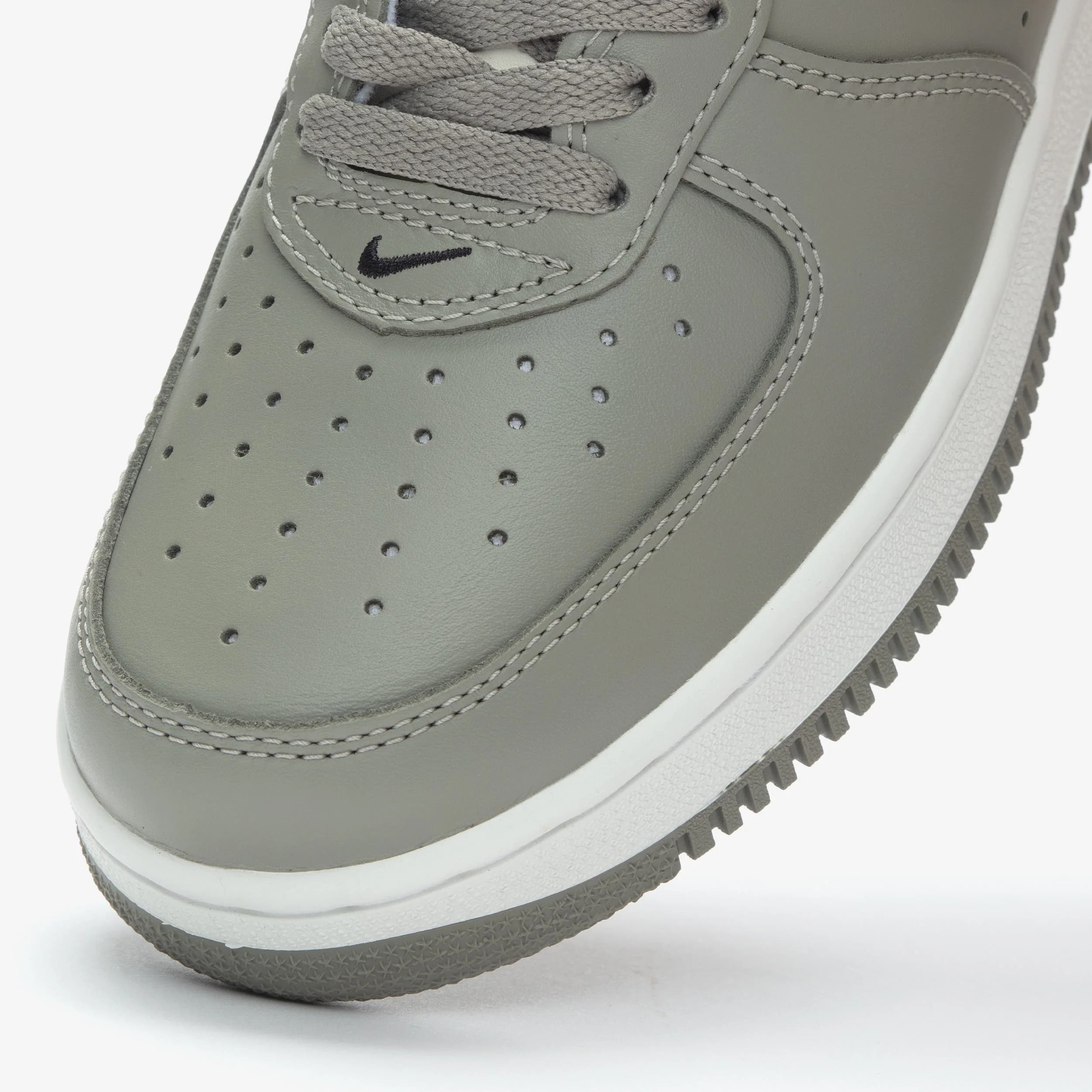 Air Force 1 '01 8