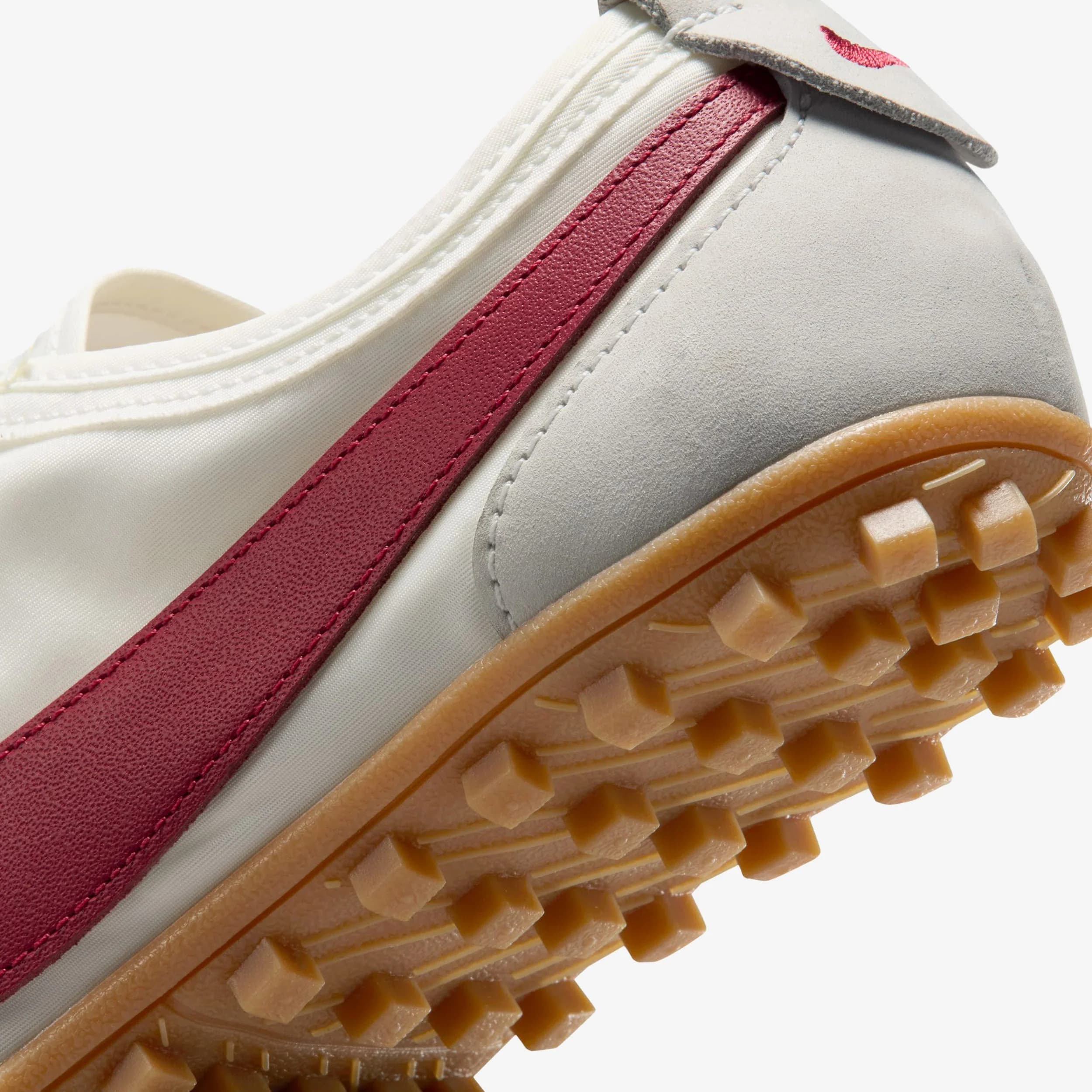 Women's Moon Shoe 7