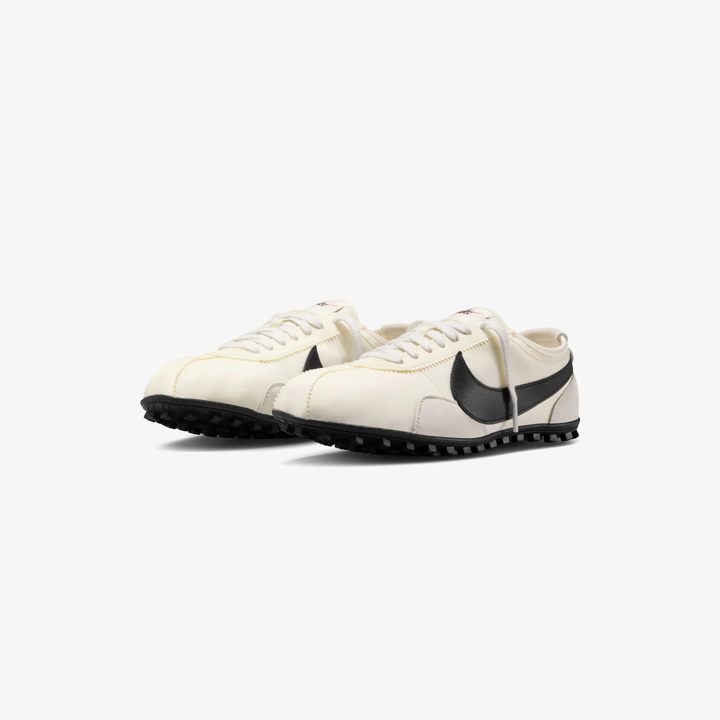 Moon Shoe 2