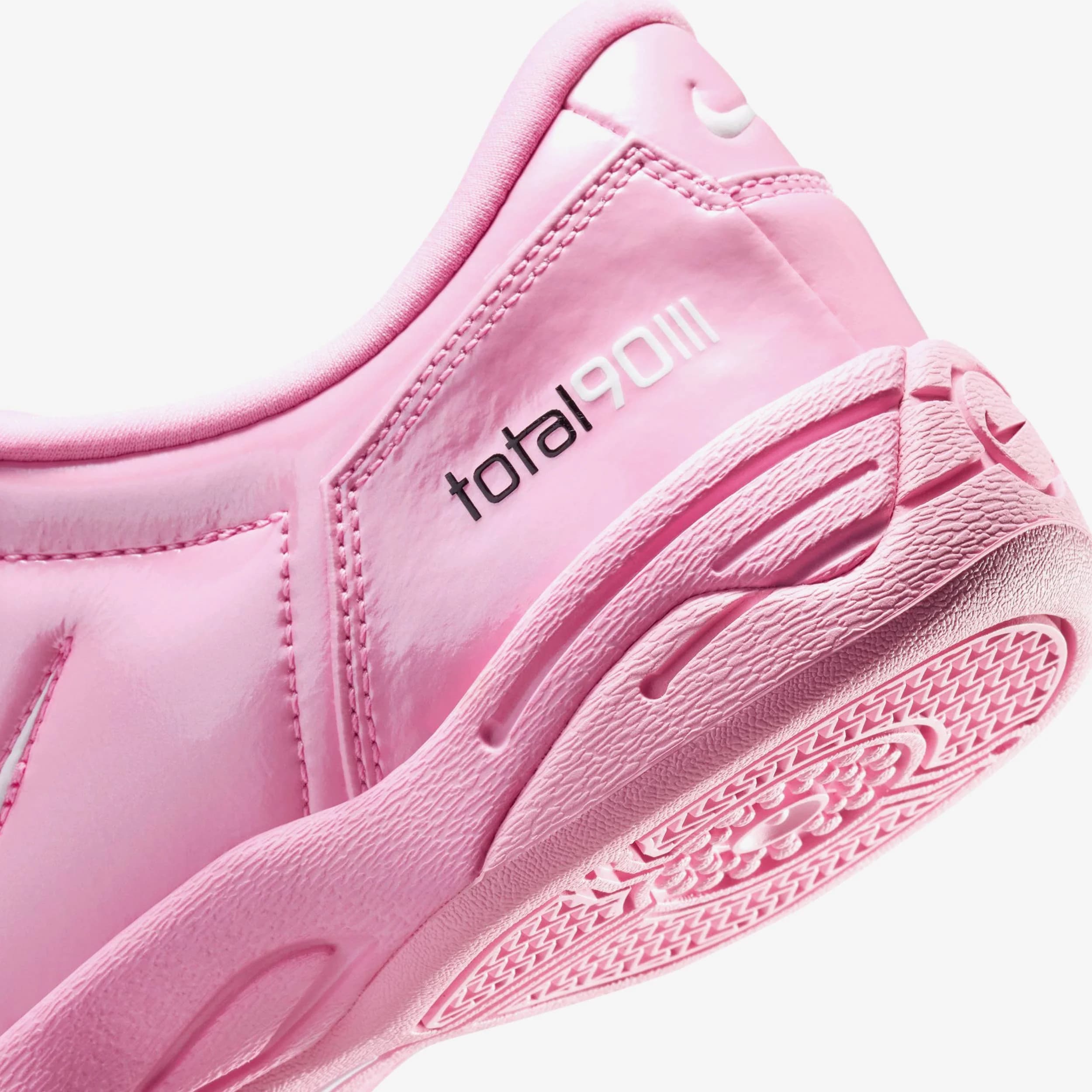 Women's Total 90 SE 7