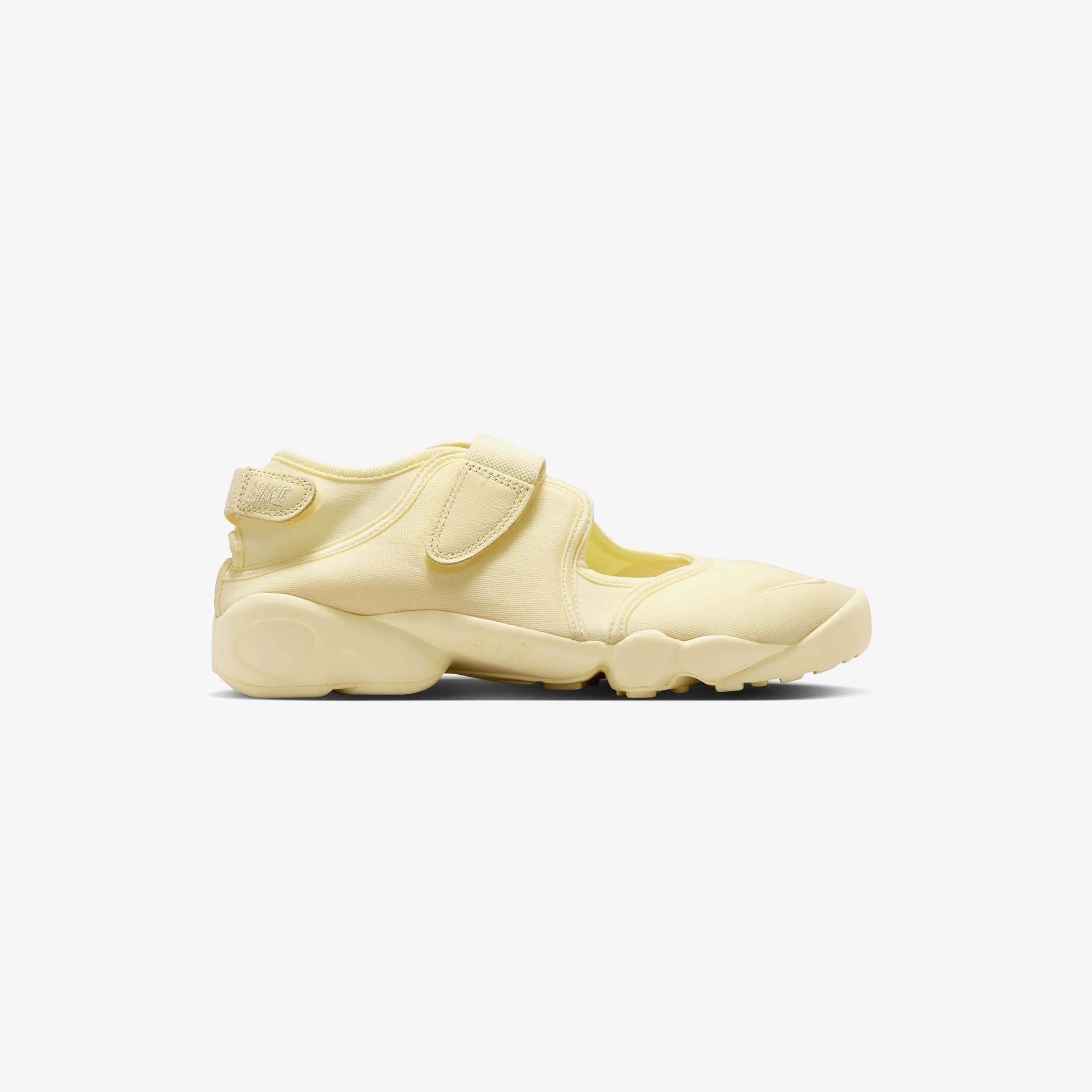 Women's Air Rift FL by Nike