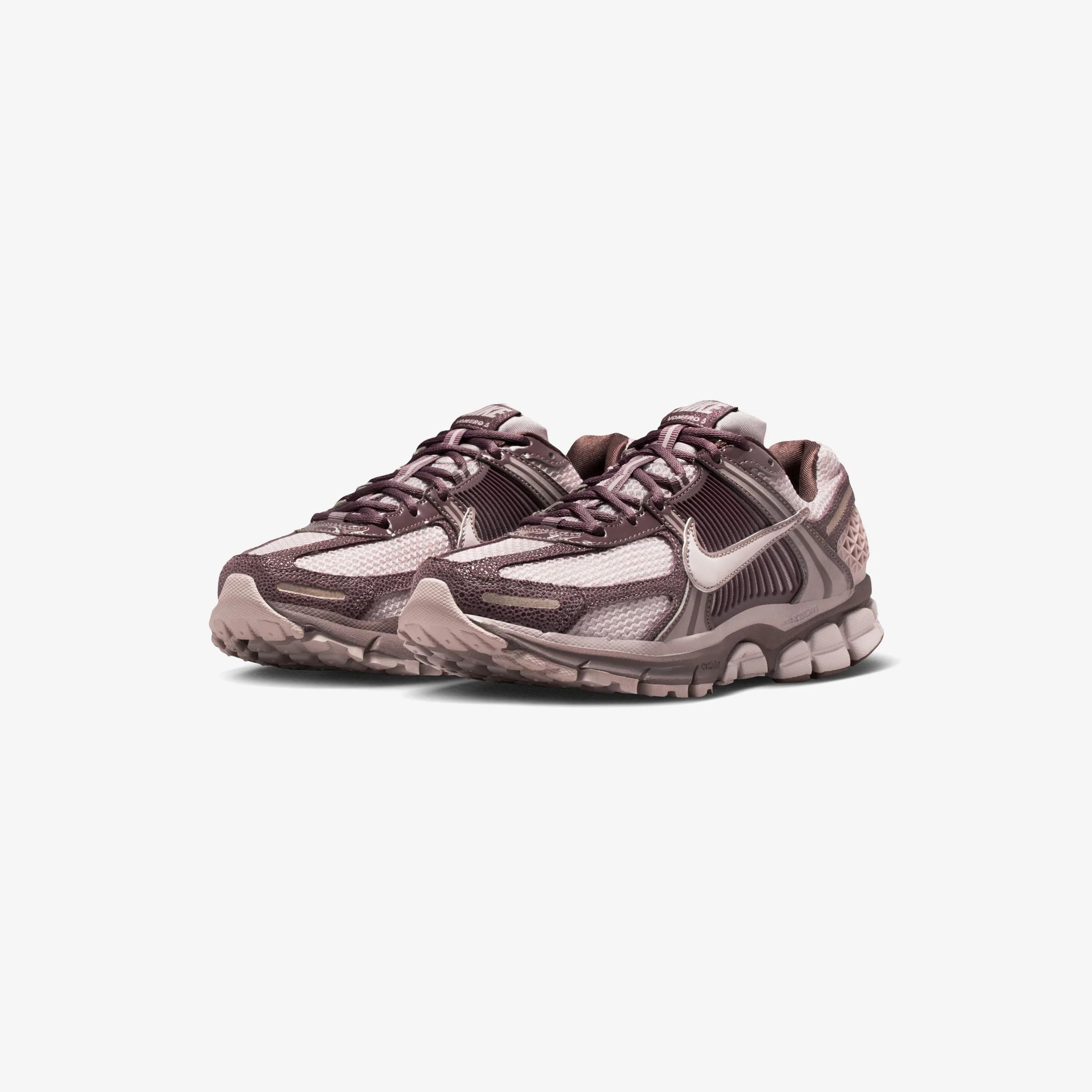 Women's Zoom Vomero 5 2