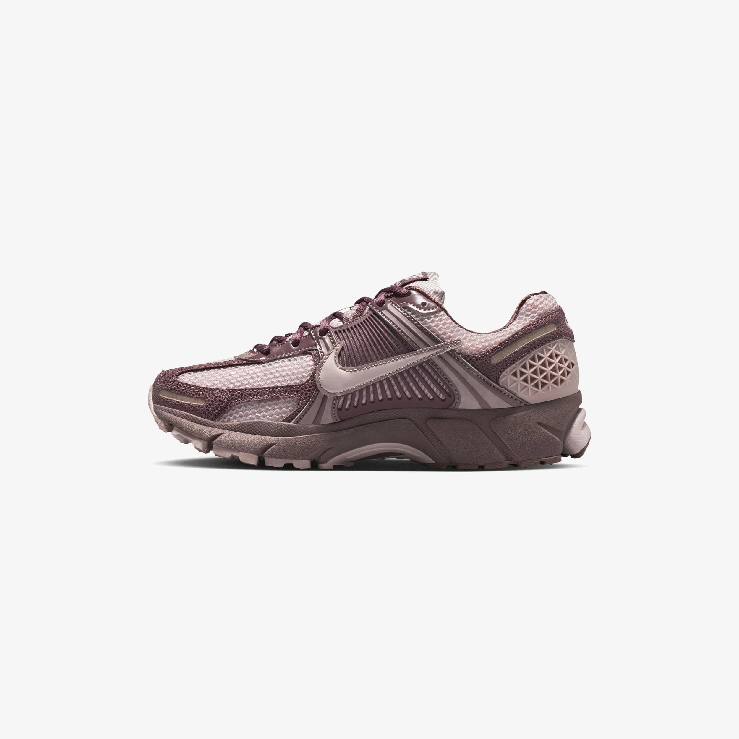 Women's Zoom Vomero 5 5