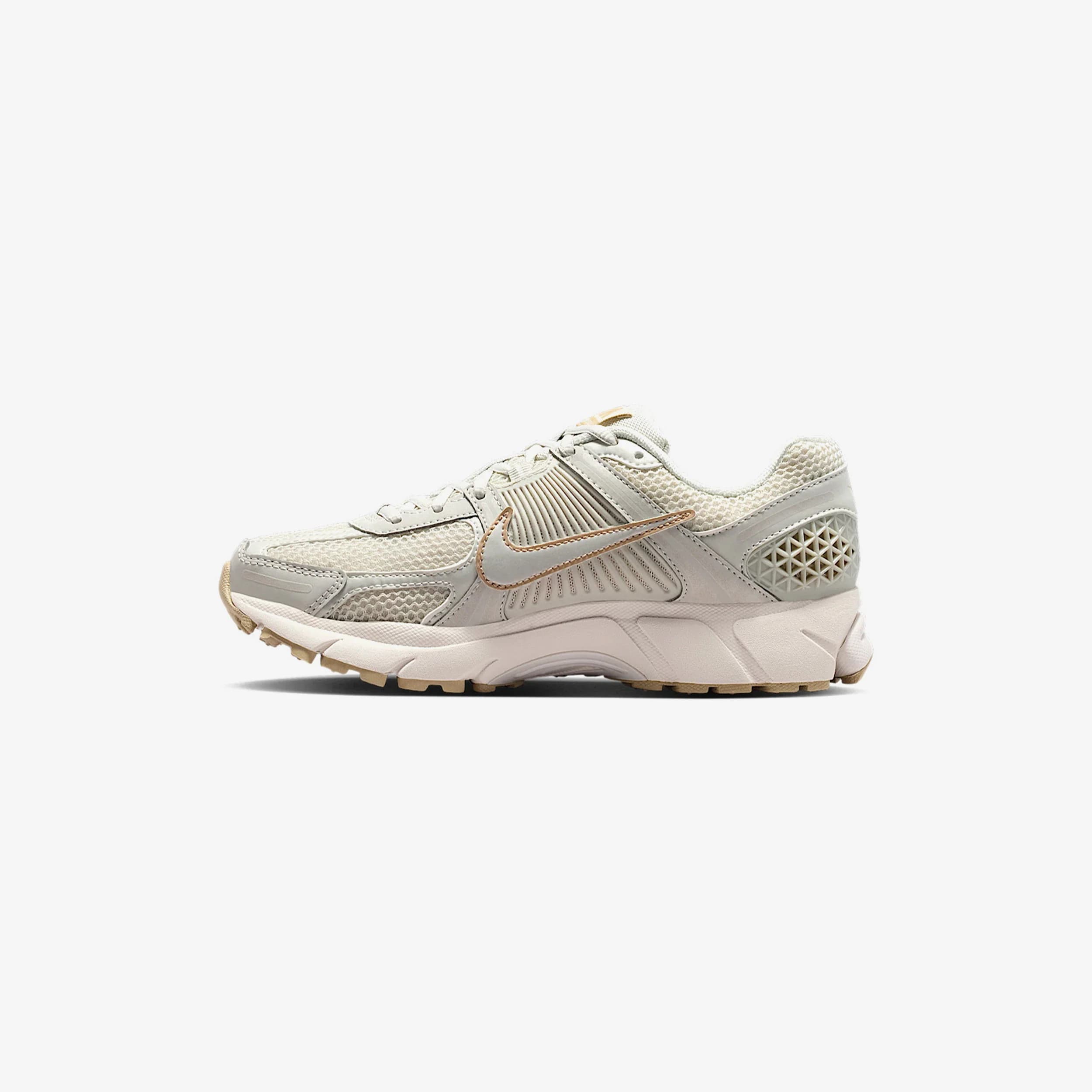 Women's Zoom Vomero 5 by Nike
