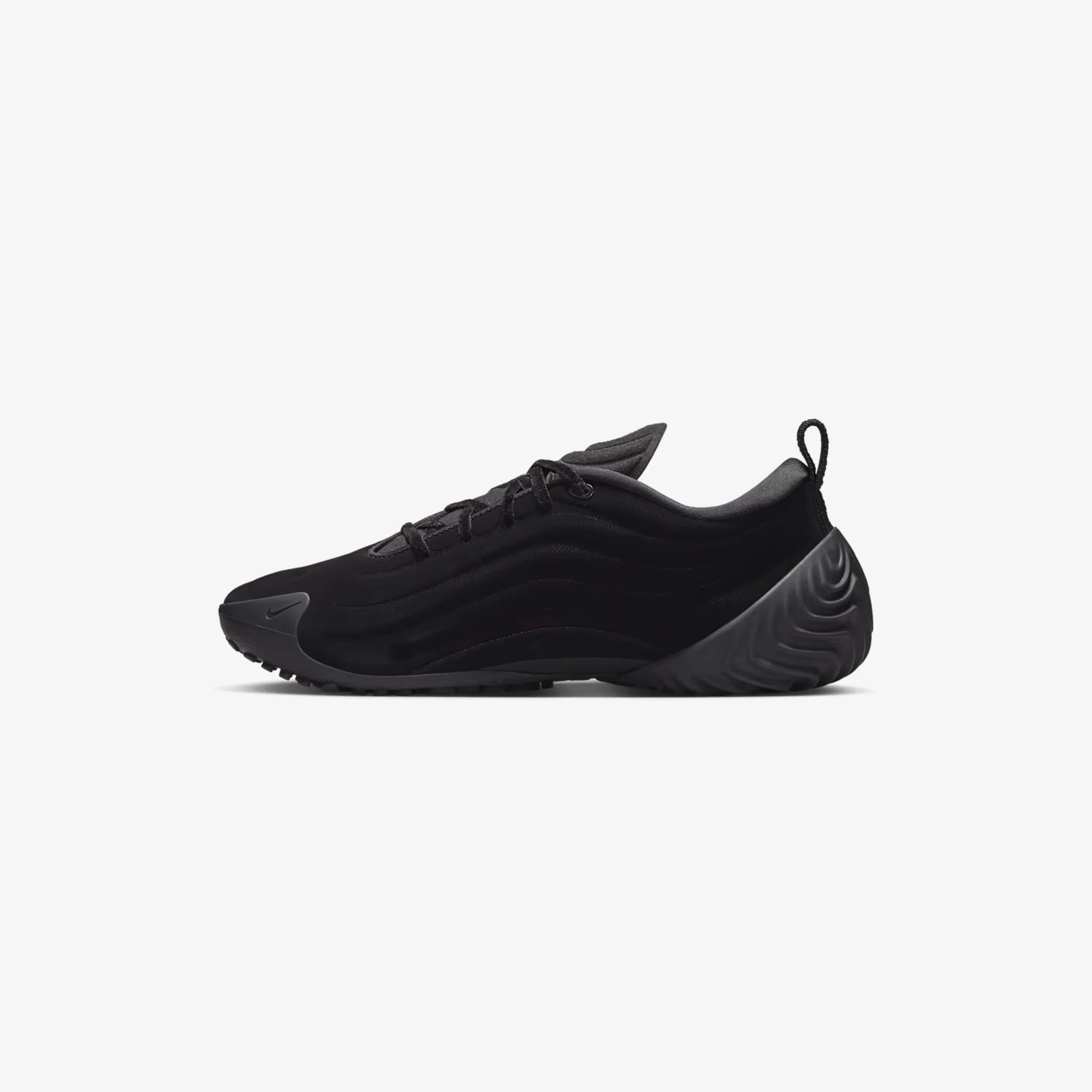 Astra Ultra by Nike
