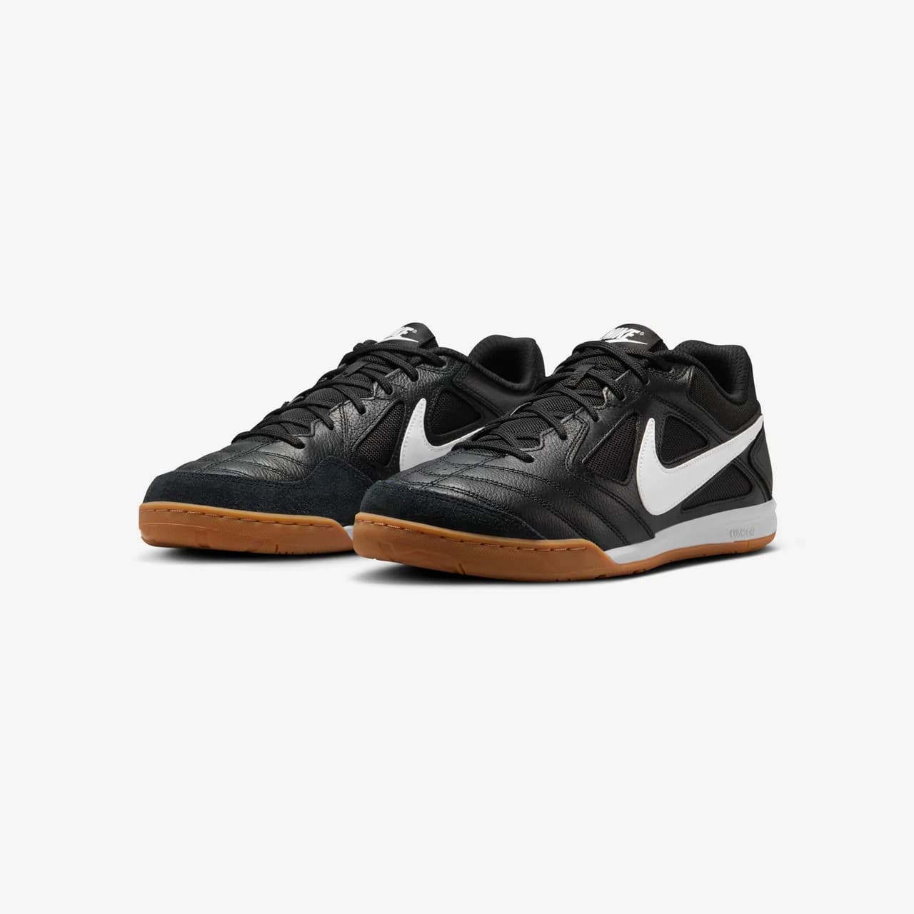 Gato by Nike