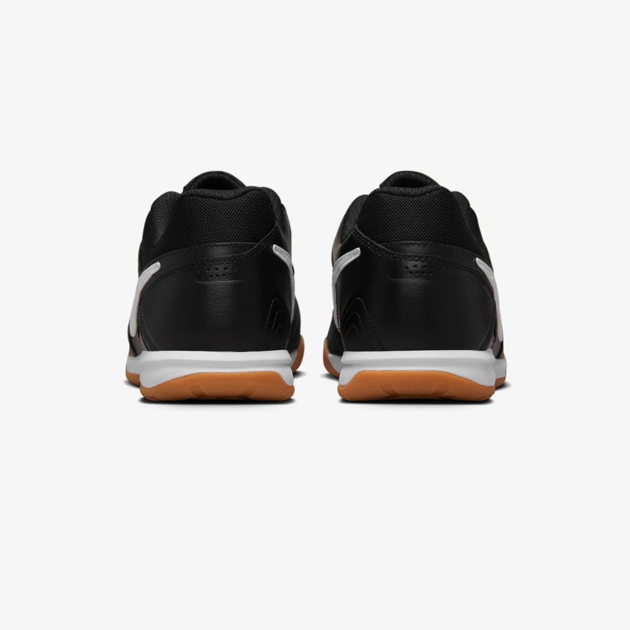 Gato by Nike