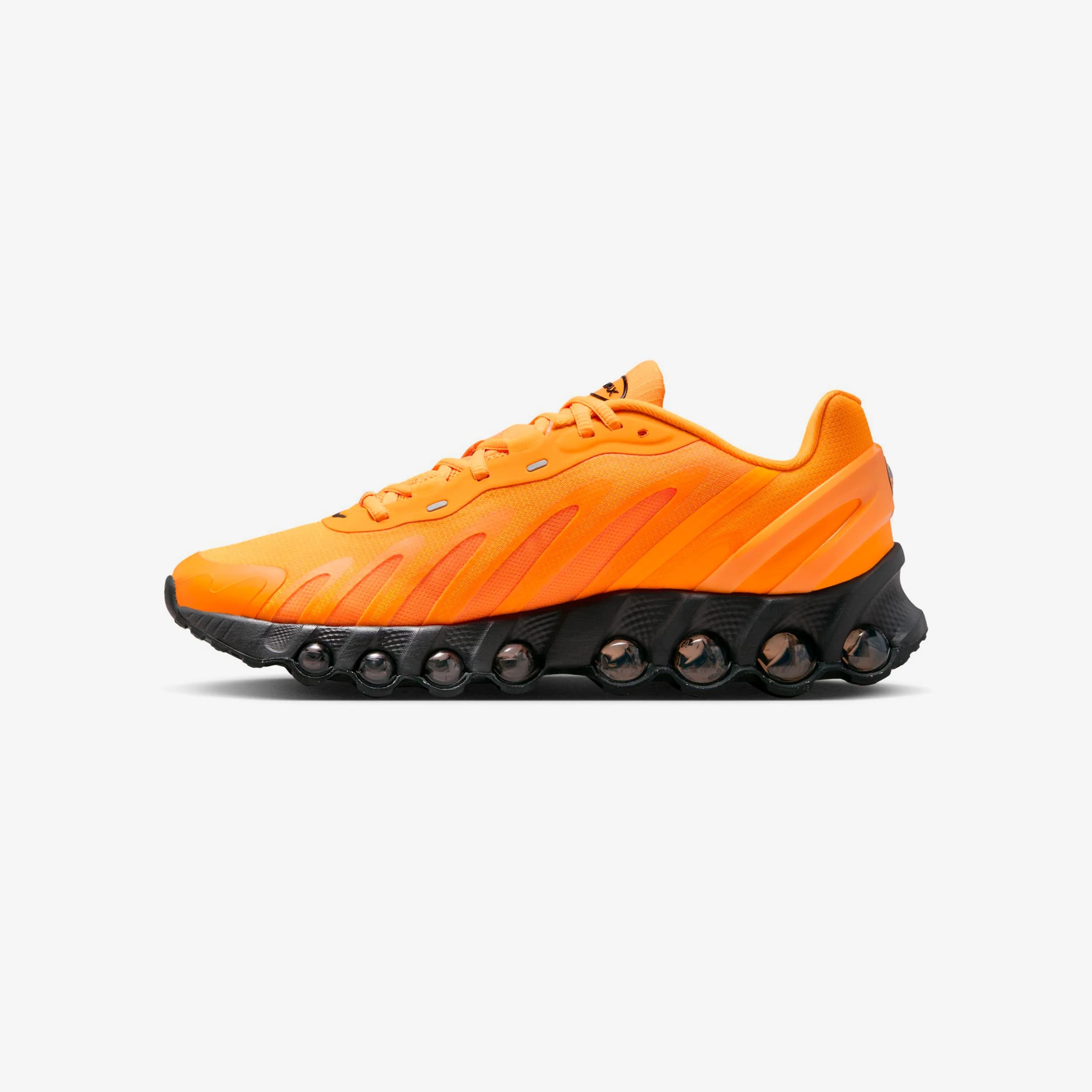 Air Max DN8 4