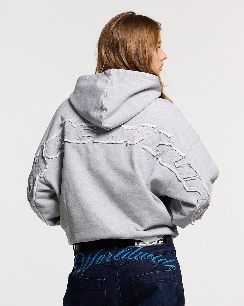 DISTRESS CURVED HOODIE LIGHT GREY 5