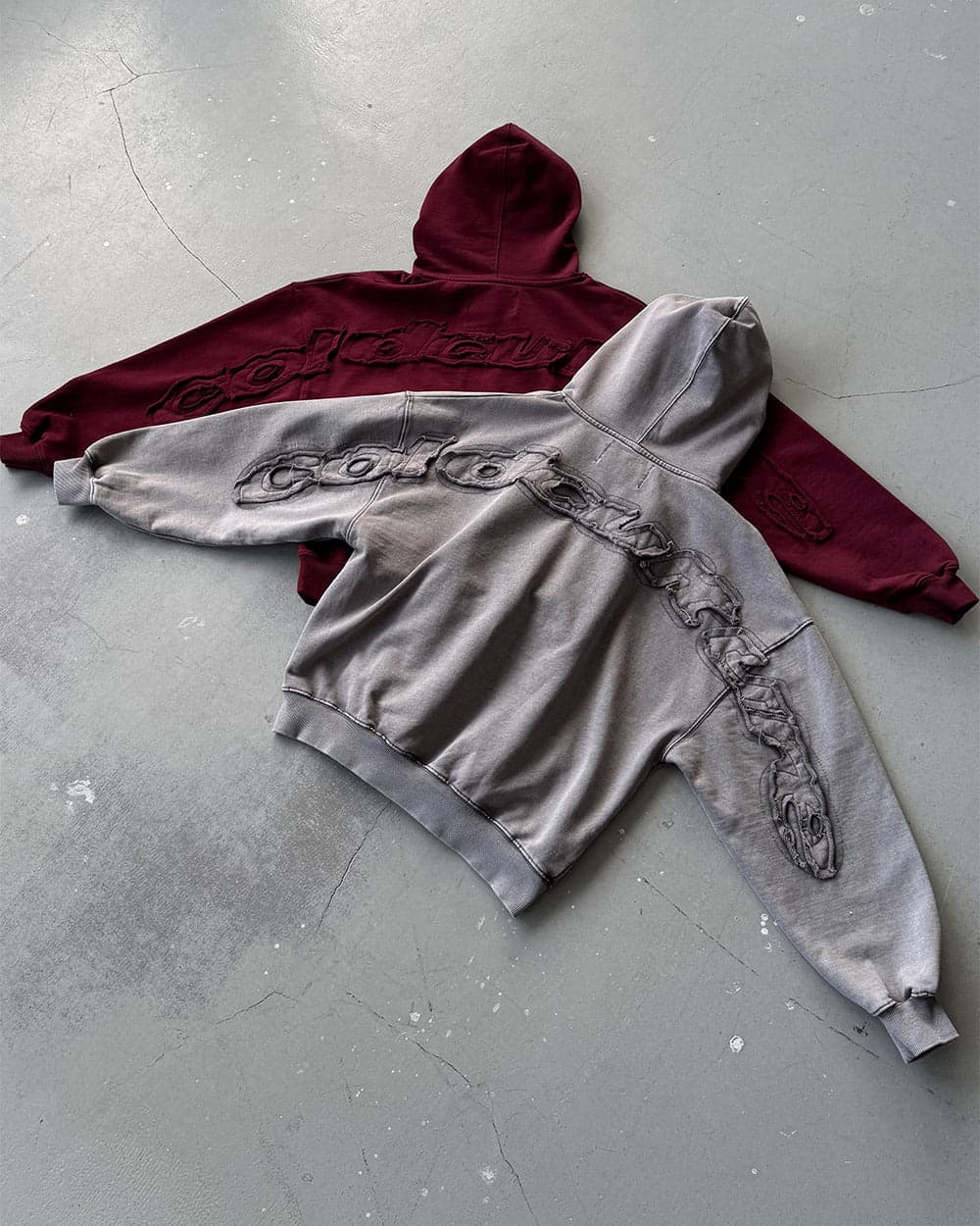 DISTRESS CURVED HOODIE WASHED GREY 9