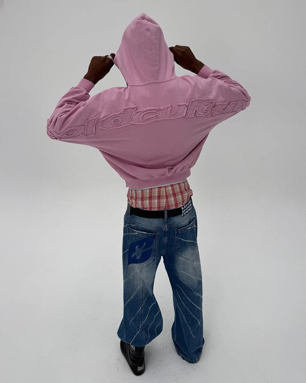 DISTRESS CURVED HOODIE PINK 7