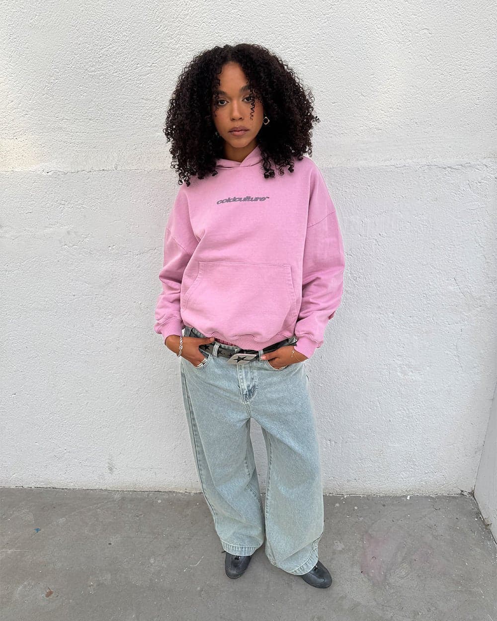 DISTRESS CURVED HOODIE PINK 8