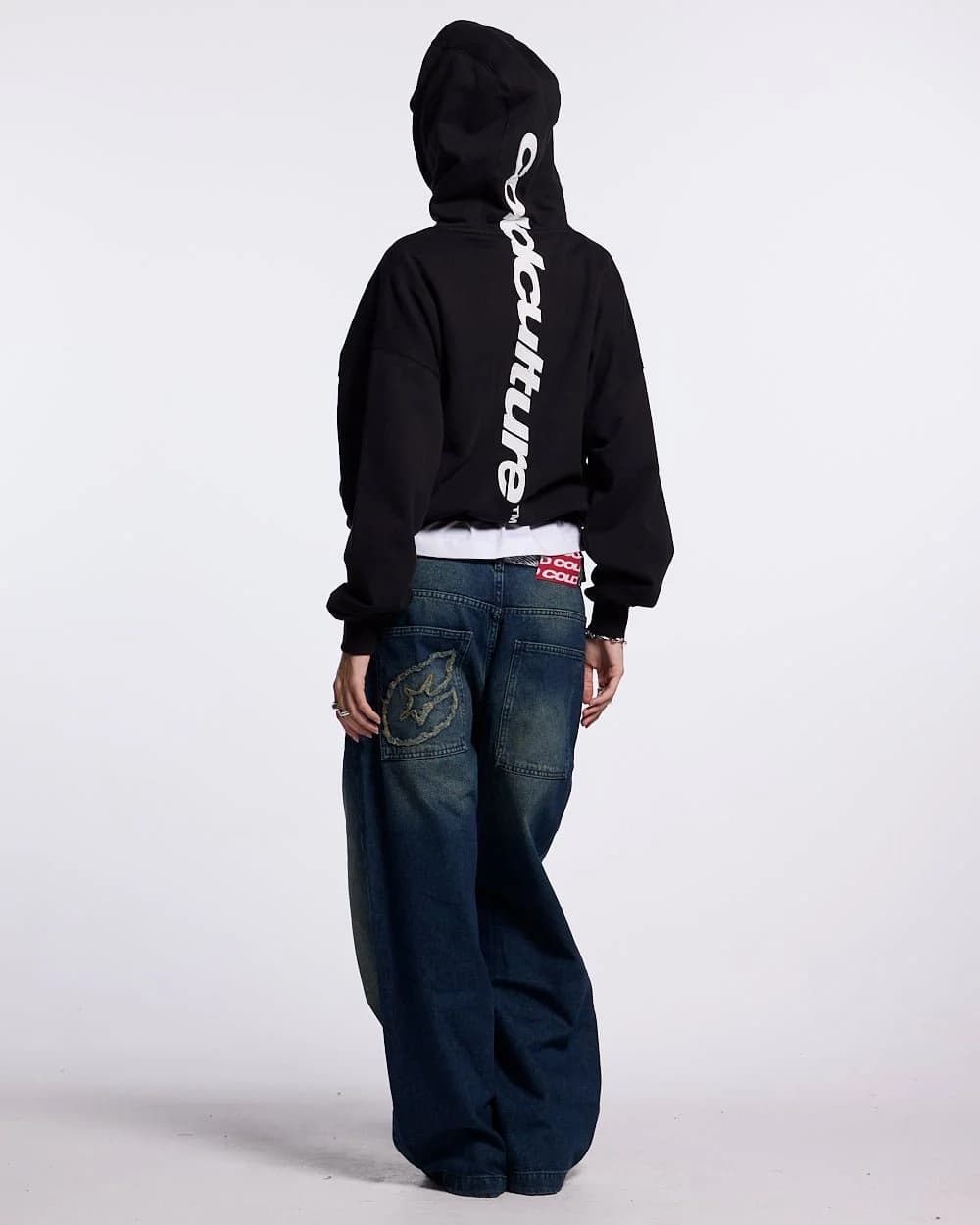 VERTICAL HOODIE BLACK 6