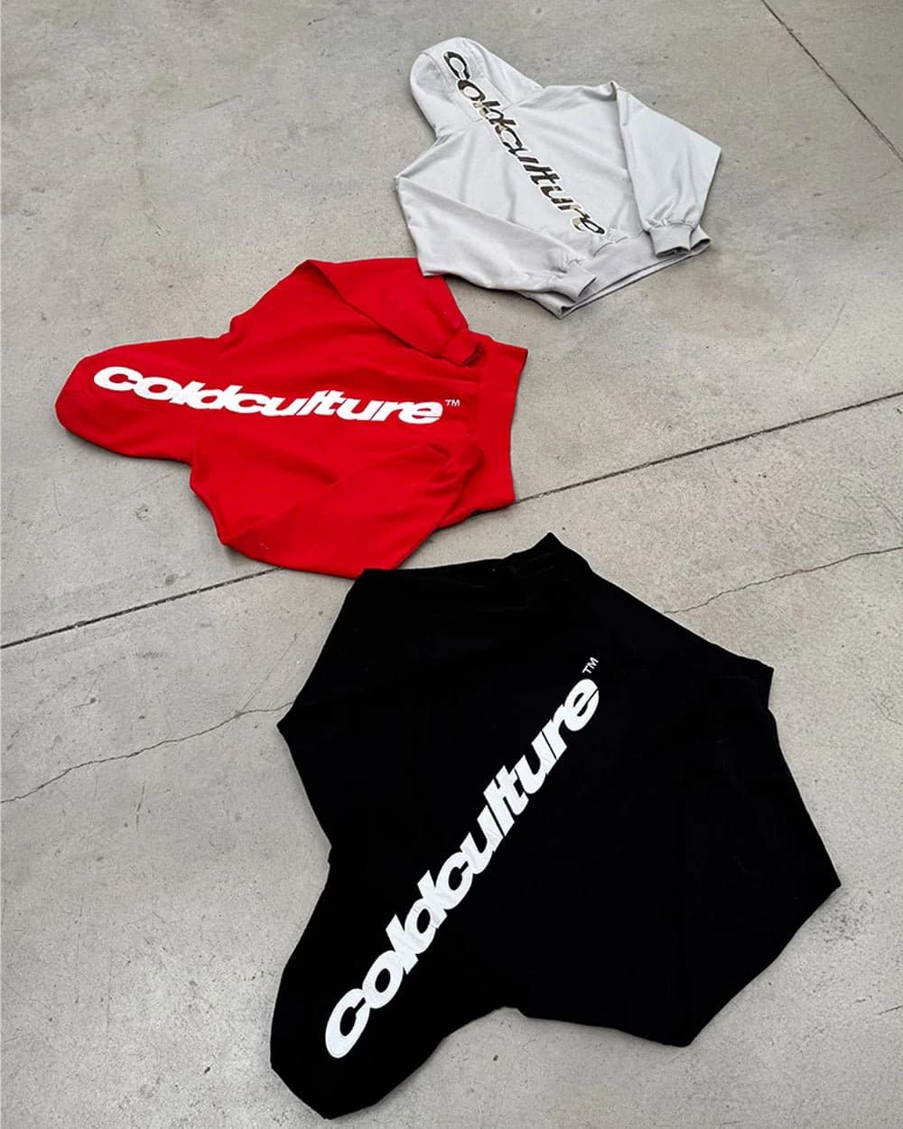 VERTICAL HOODIE BLACK 9