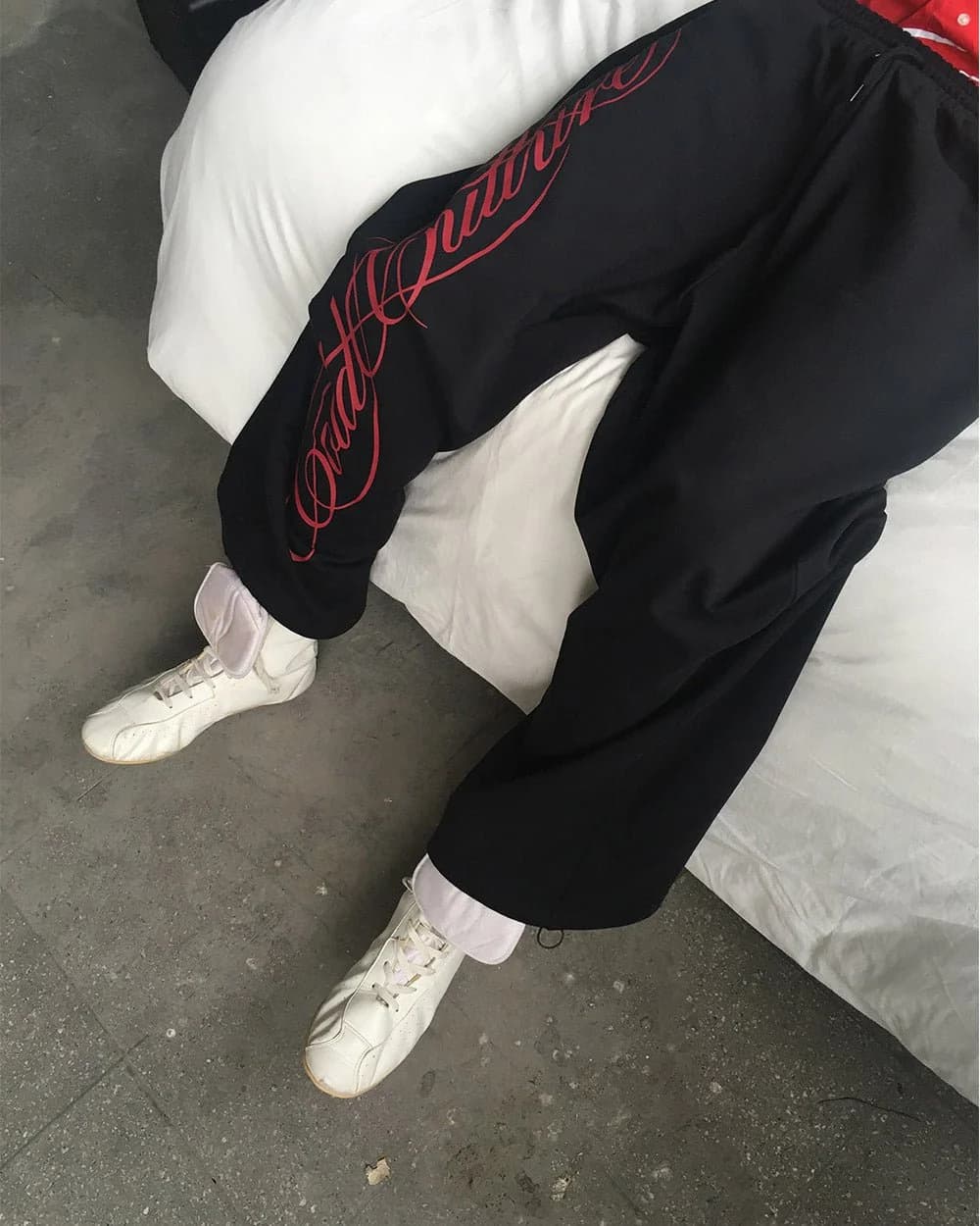 SCRIPT SWEATPANTS BLACK 8