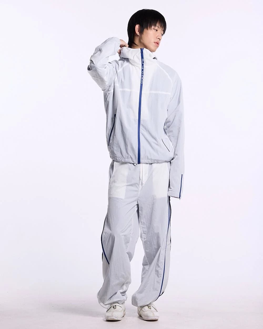 ARCTIC WINDBREAKER WHITE 5