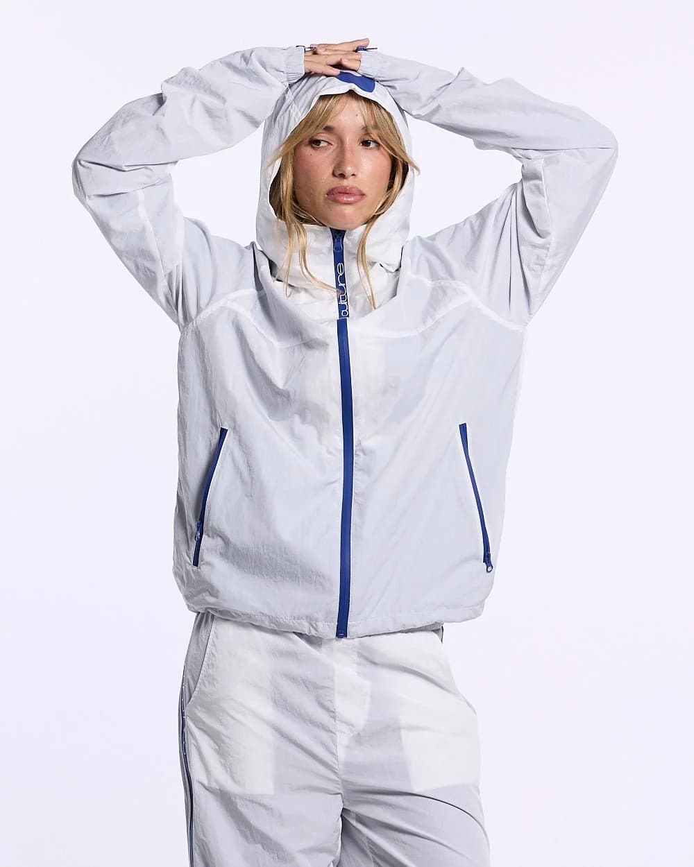 ARCTIC WINDBREAKER WHITE 7