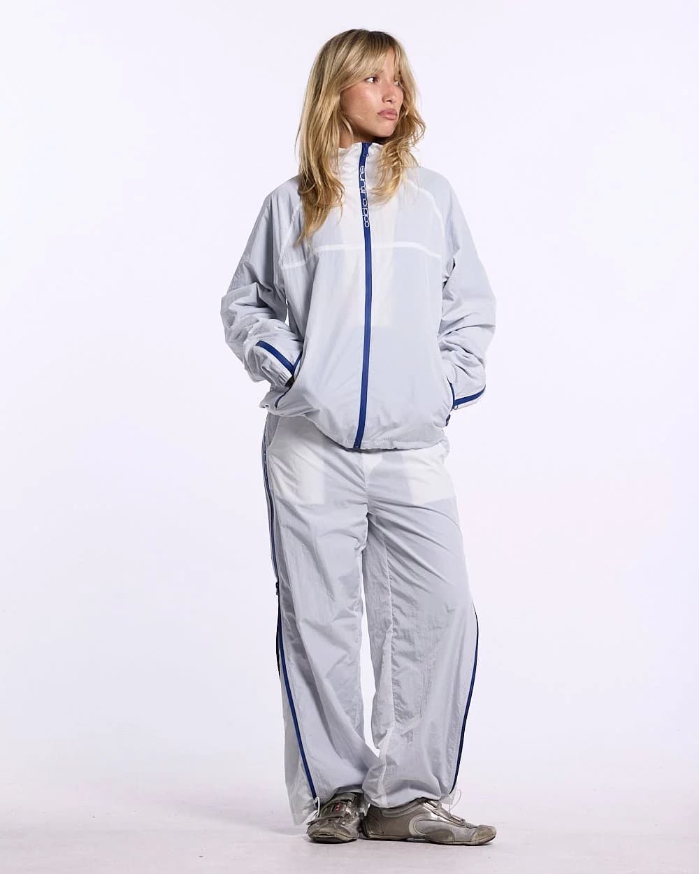 ARCTIC WINDBREAKER WHITE 9