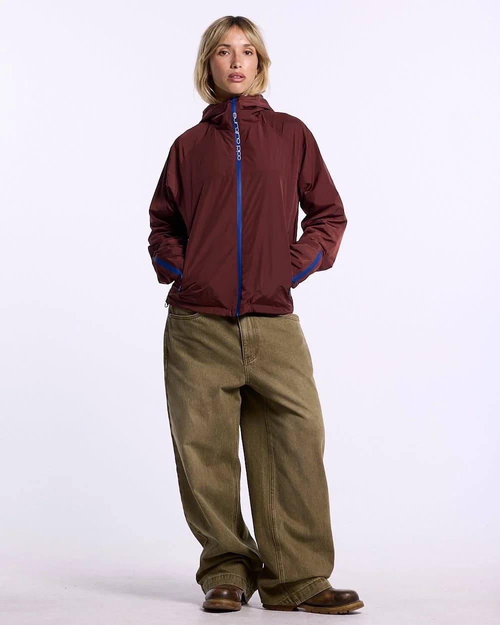 ARCTIC WINDBREAKER BURGUNDY 9