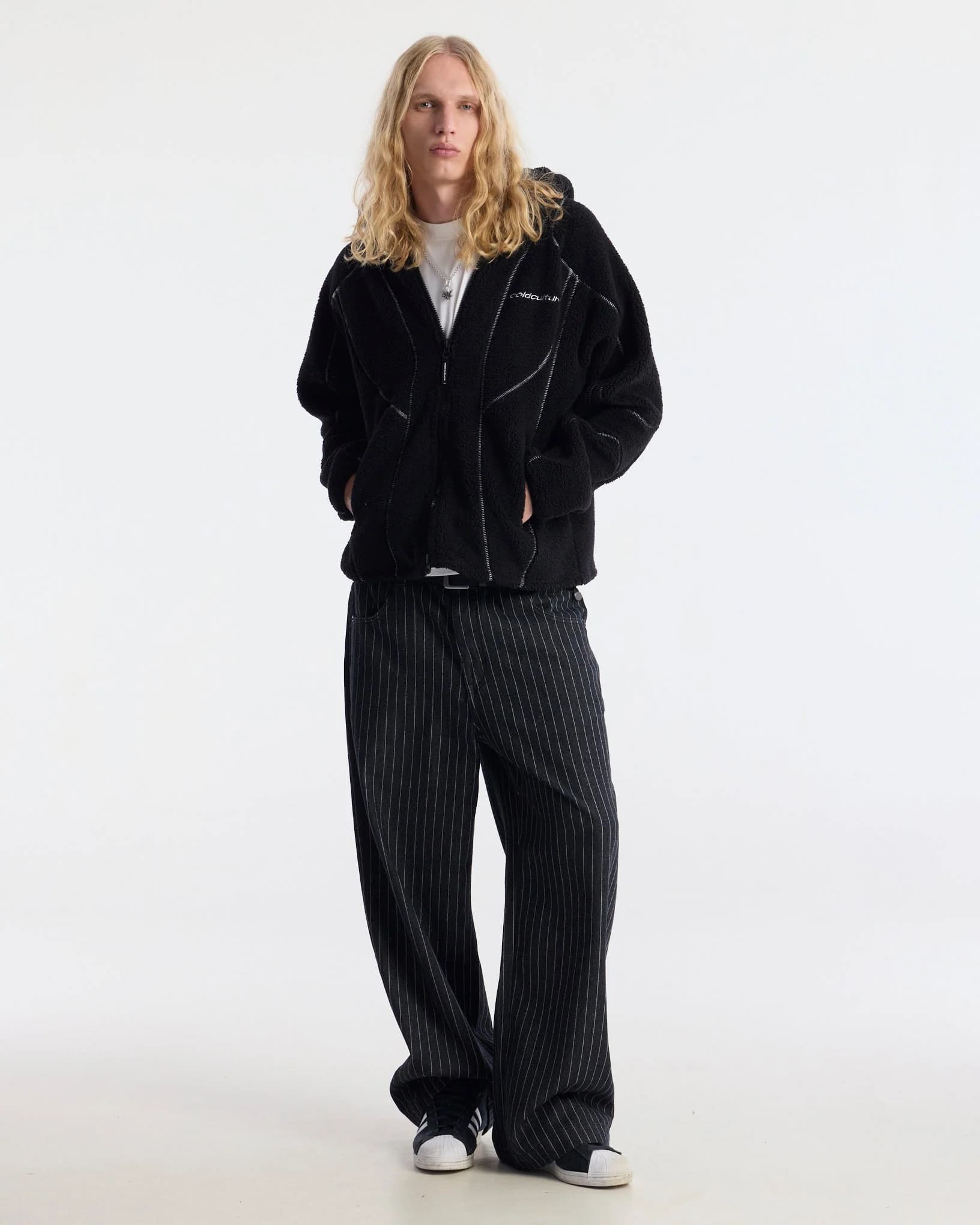 AERO FLEECE BLACK 5