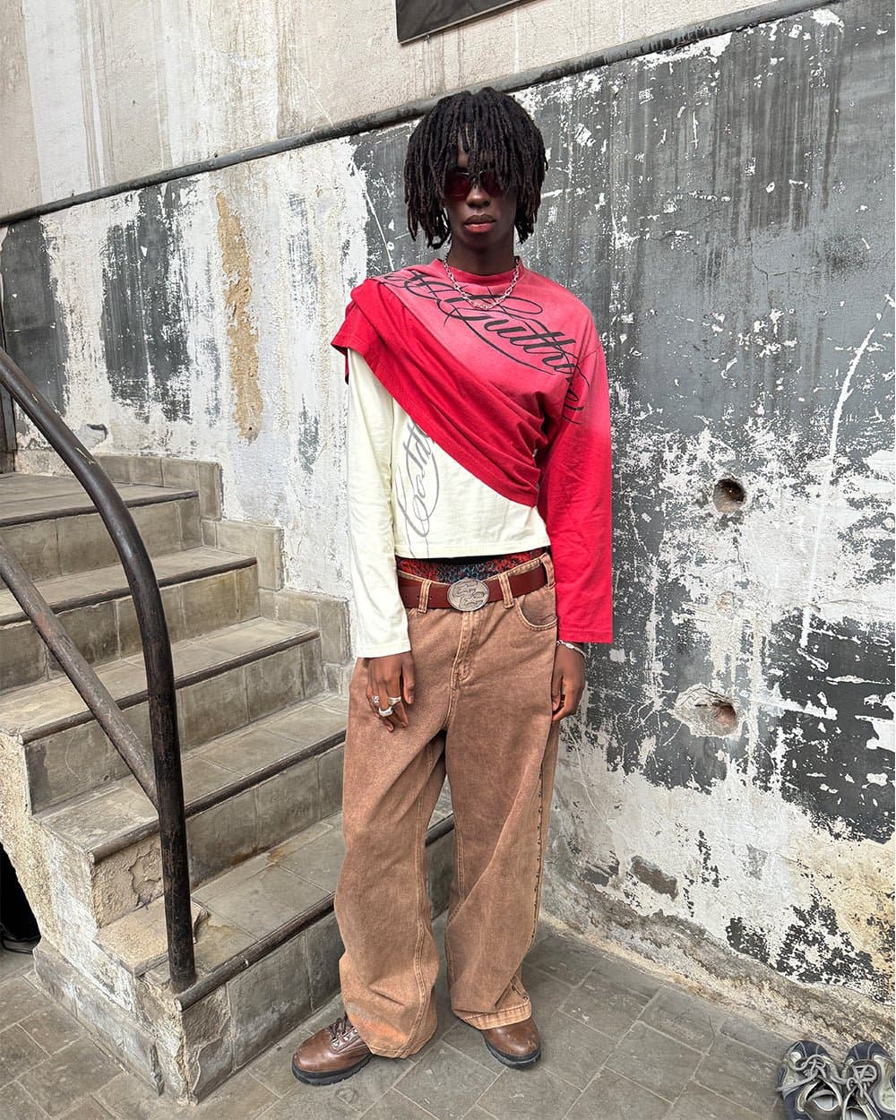CROSSED SCRIPT LONGSLEEVE RED 7