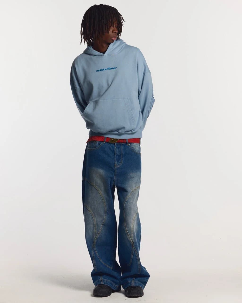 DISTRESS CURVED HOODIE SHADY BLUE 4