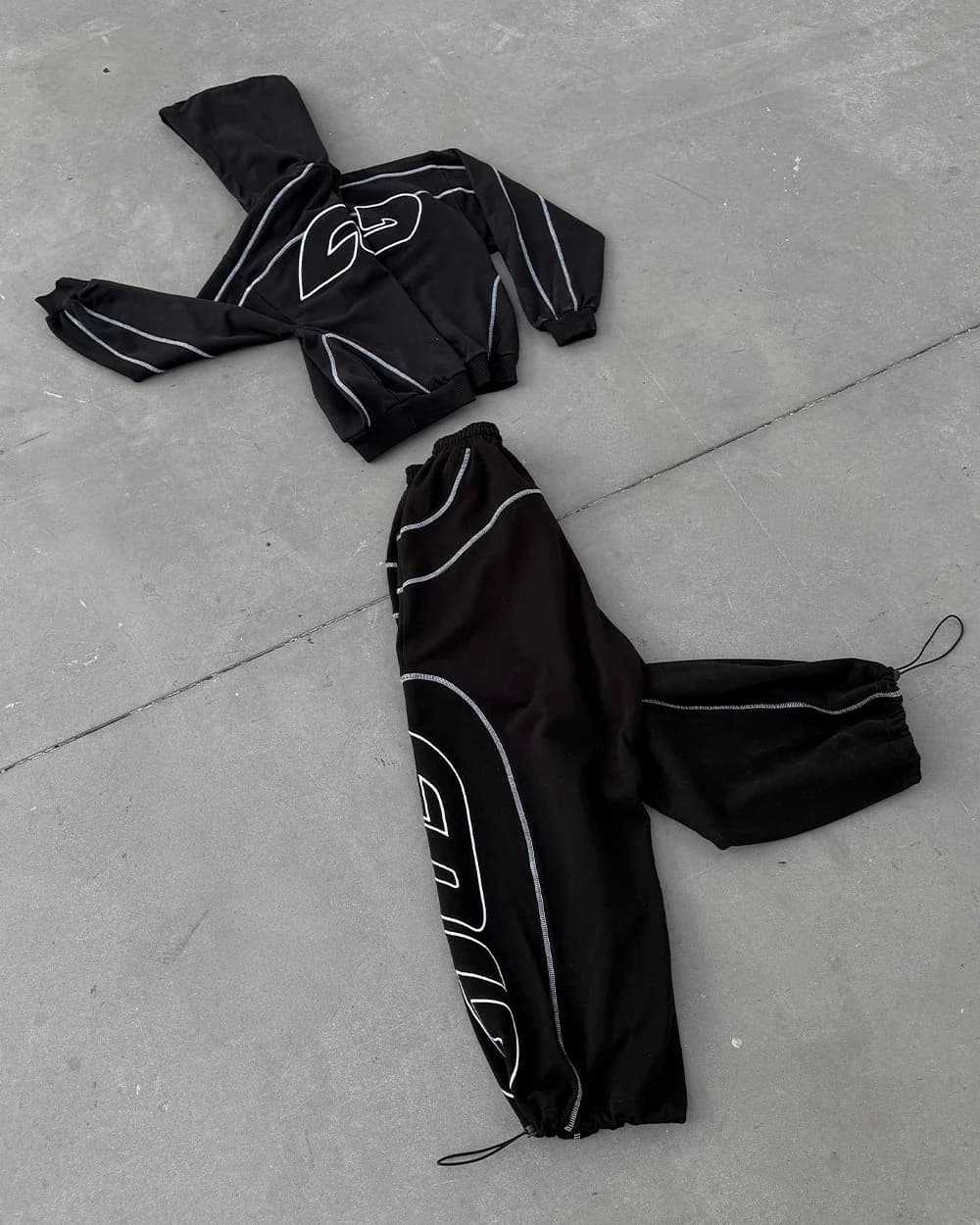 ROLLER SWEATPANTS BLACK 12