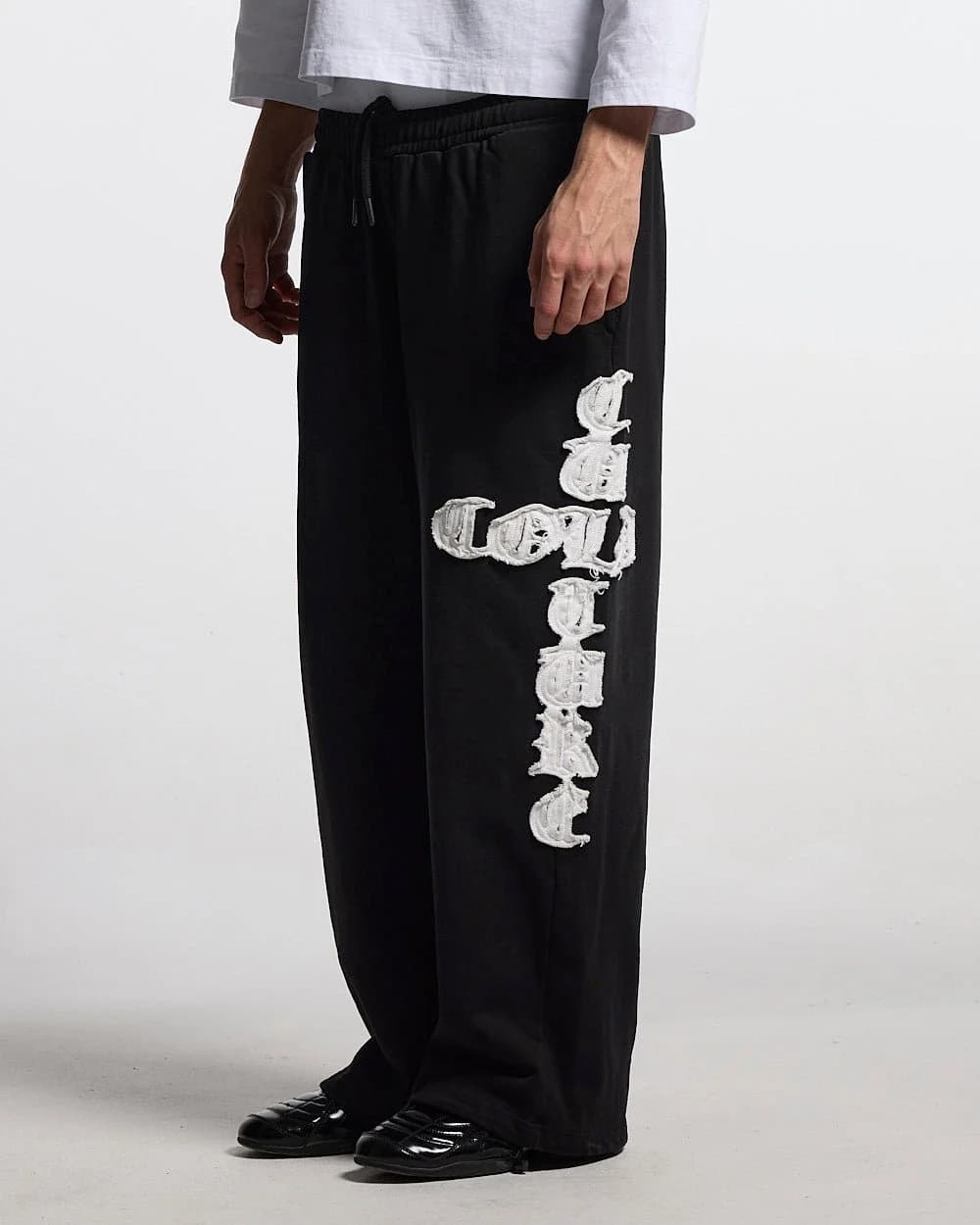 CROSSED SWEATPANTS BLACK by COLD CULTURE